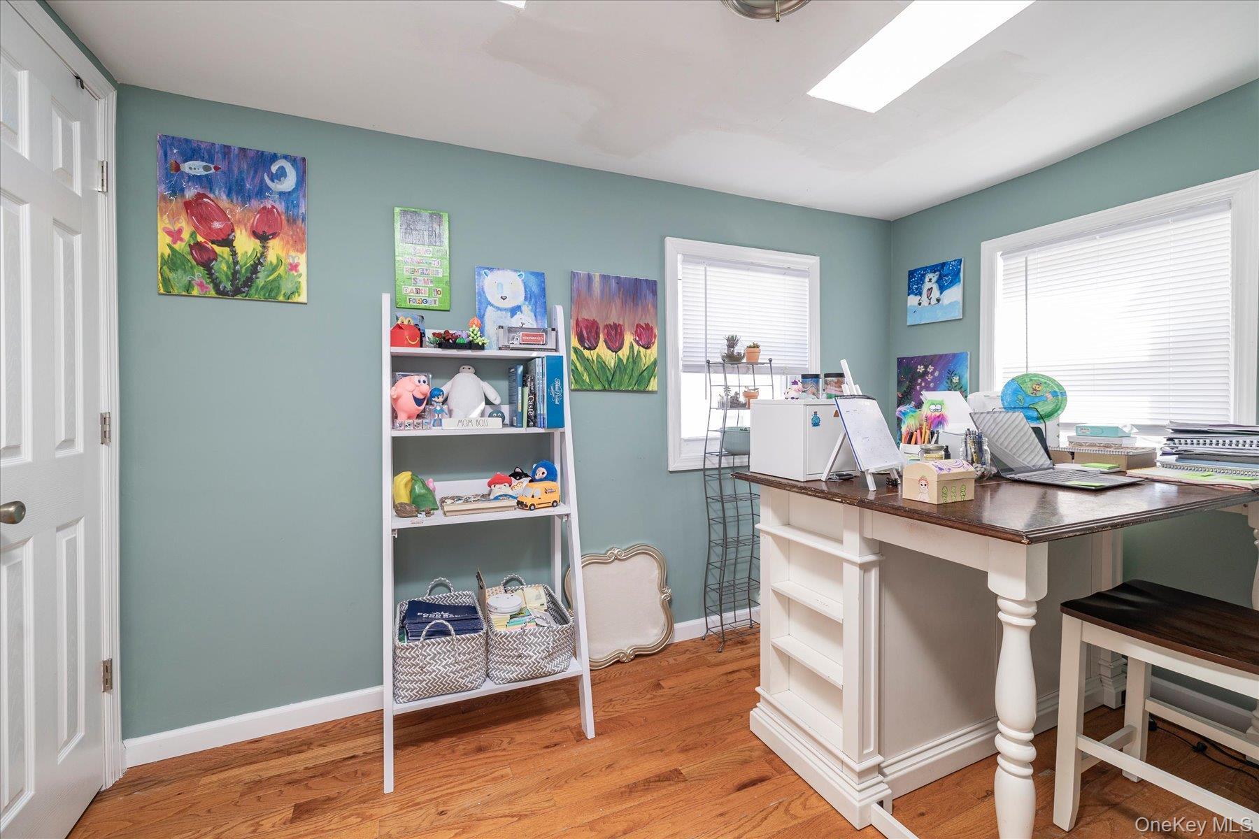 Single Family Radcliffe Road Nassau County, NY 11558, MLS-1025949-14