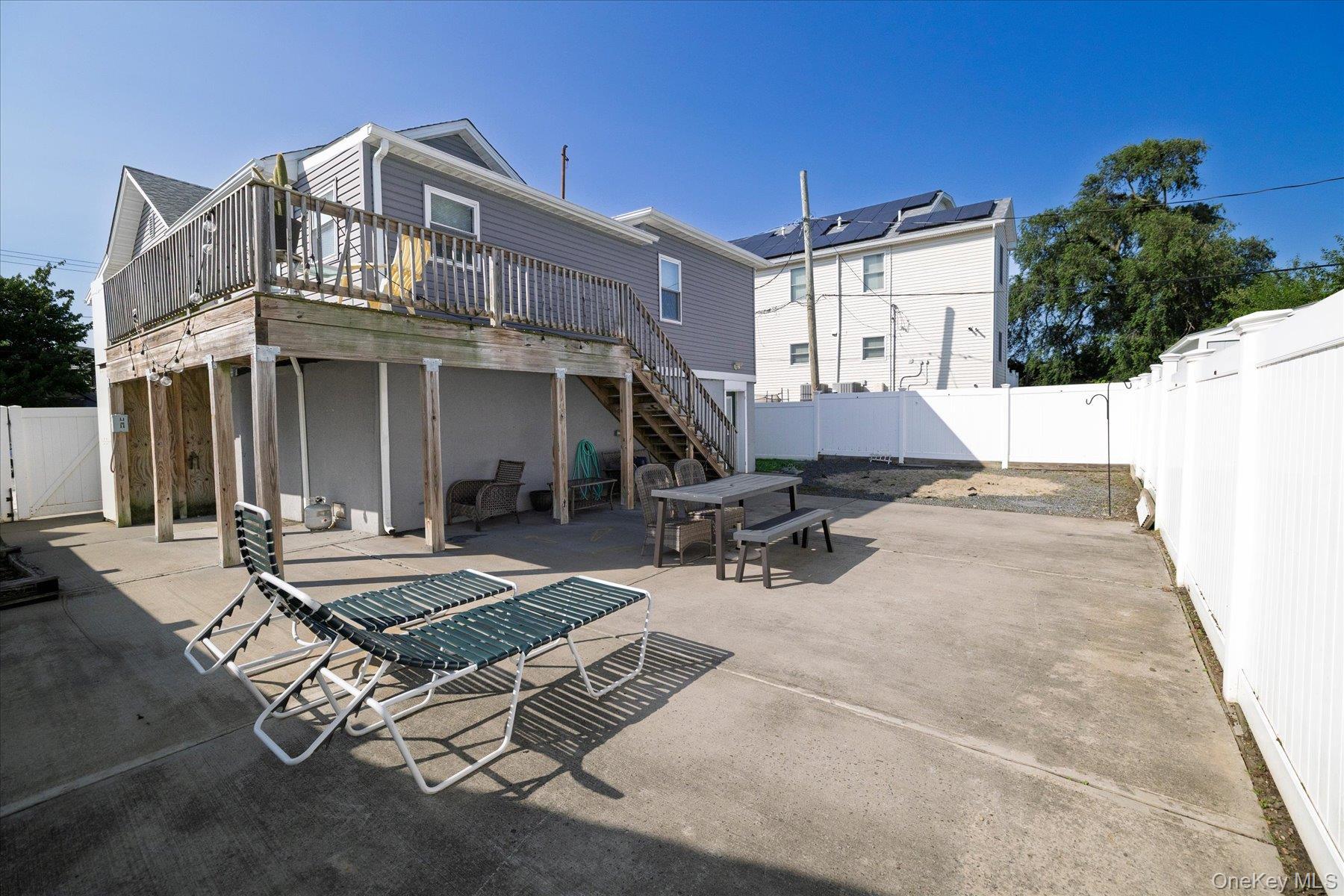 Single Family Radcliffe Road Nassau County, NY 11558, MLS-1025949-19