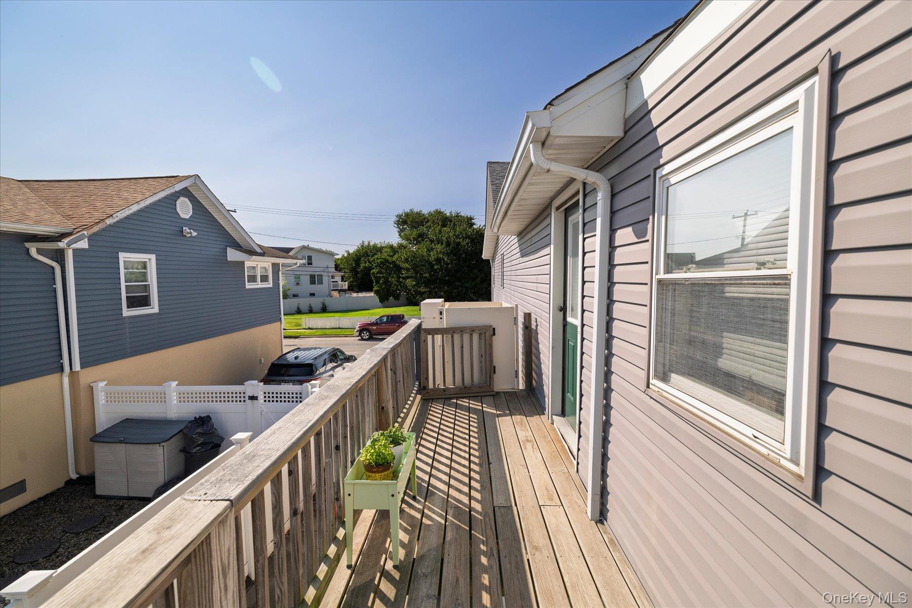 Single Family Radcliffe Road Nassau County, NY 11558, MLS-1025949-20