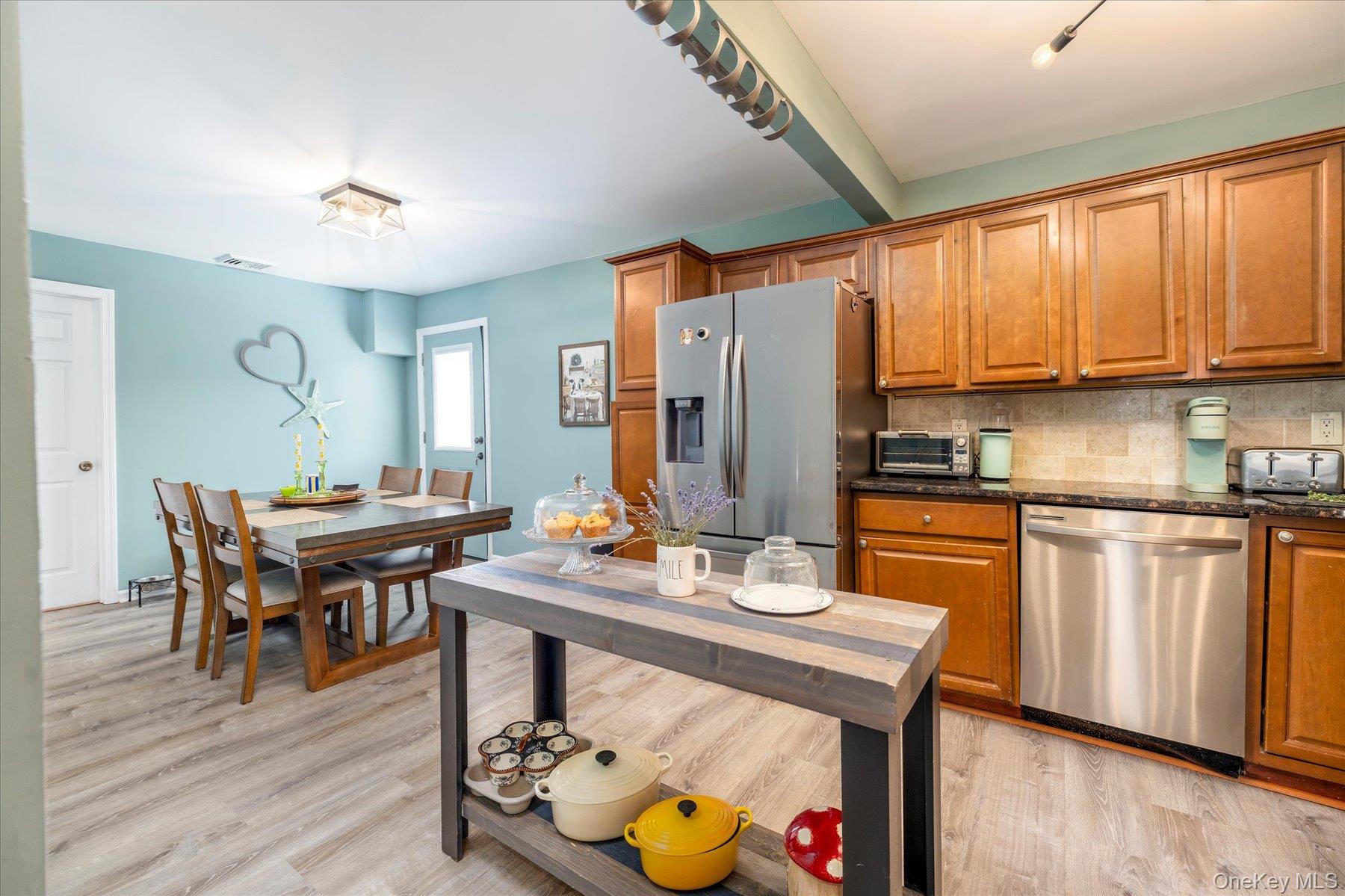 Single Family Radcliffe Road Nassau County, NY 11558, MLS-1025949-9