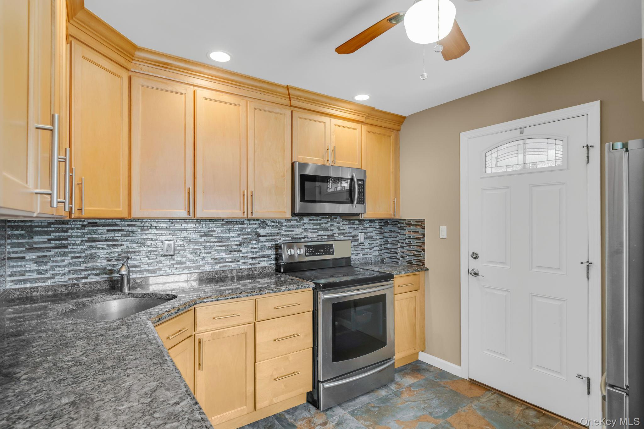 Single Family Ranch Lane Nassau County, NY 11756, MLS-1025970-12