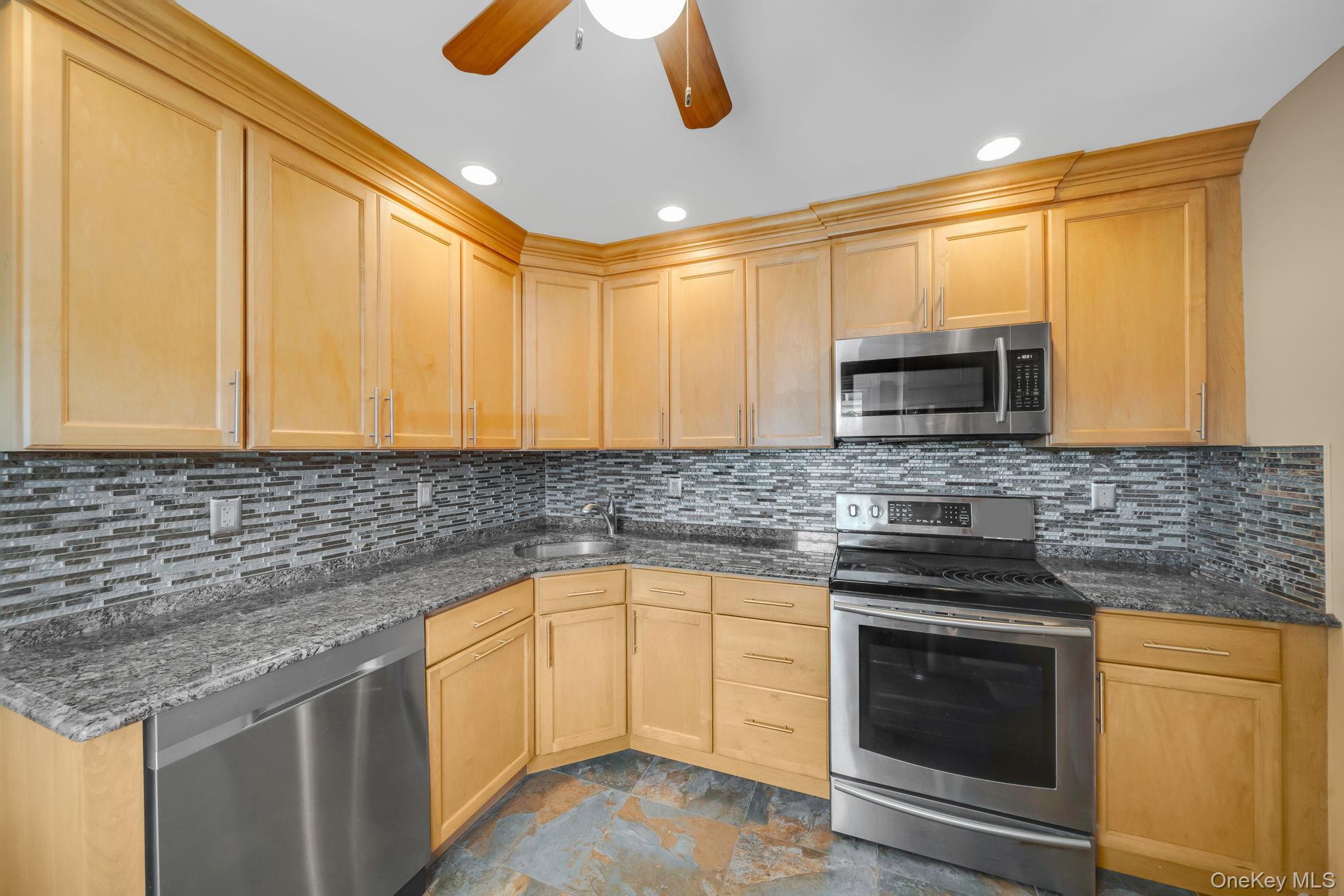 Single Family Ranch Lane Nassau County, NY 11756, MLS-1025970-13