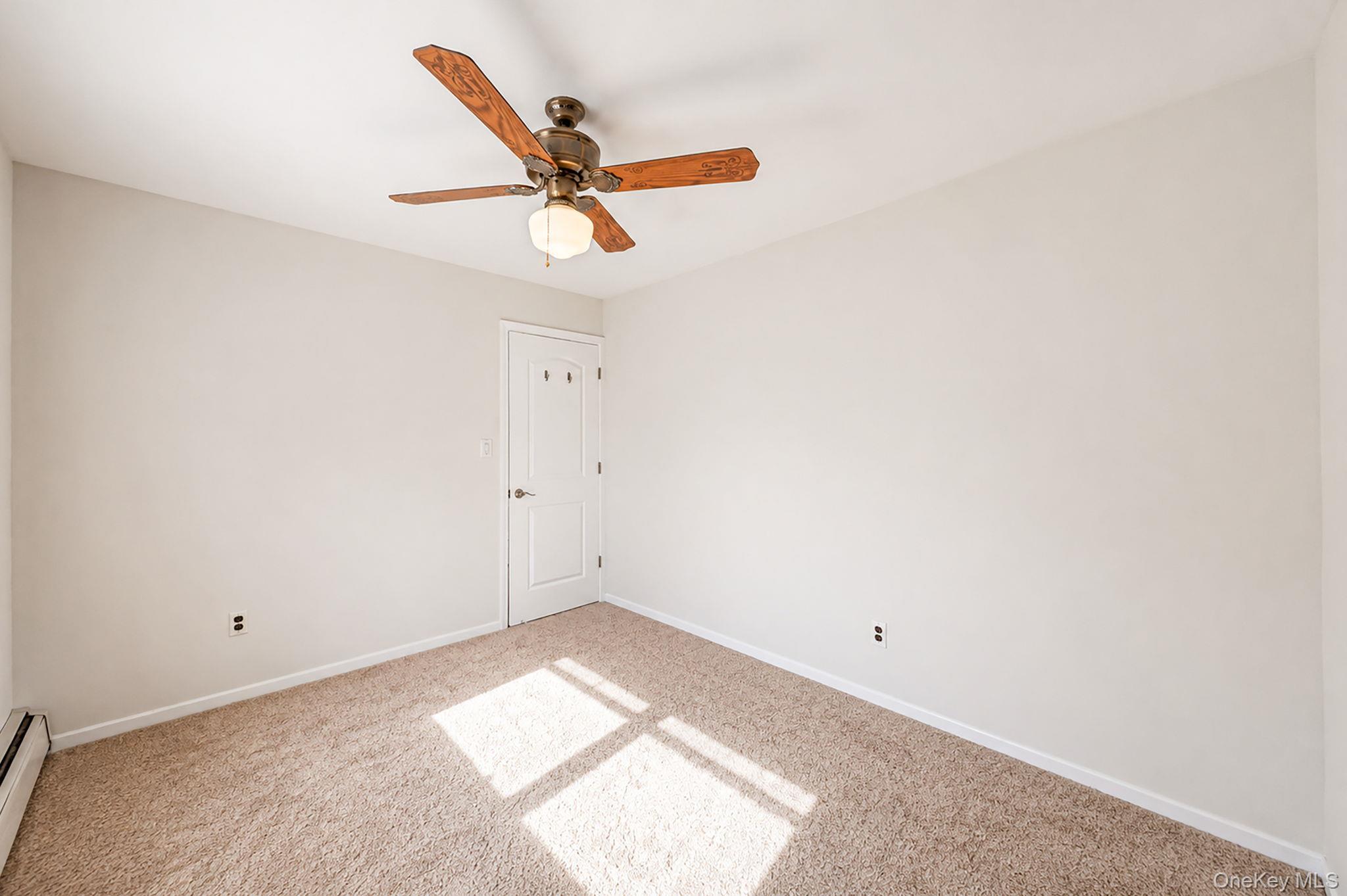 Single Family Ranch Lane Nassau County, NY 11756, MLS-1025970-25