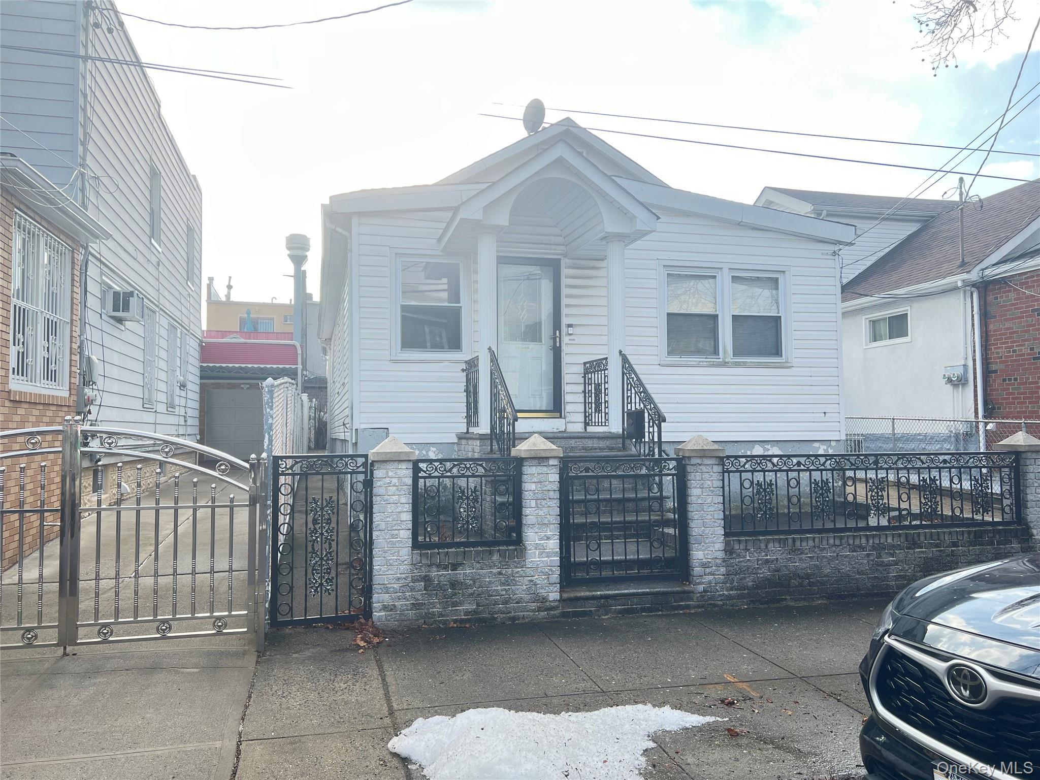 Single Family 103rd Queens, NY 11419, MLS-1025994-2
