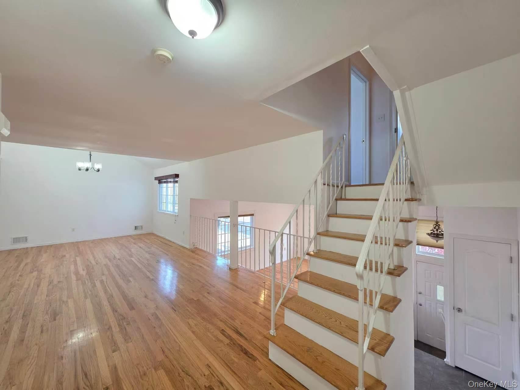 Single Family Sharrotts Road  Staten Island, NY 10309, MLS-1025997-4