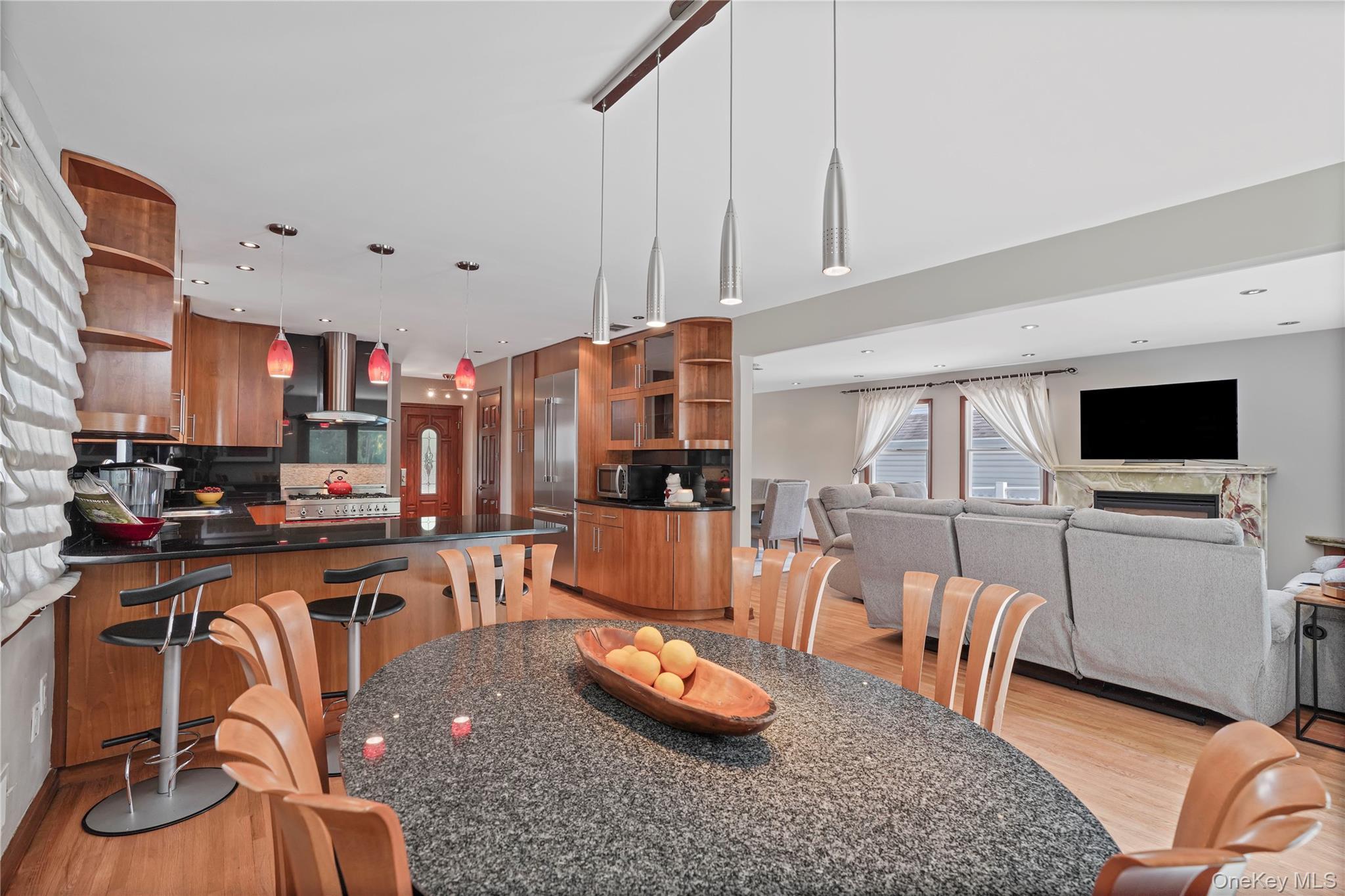 Single Family Ardsley Street Staten Island, NY 10306, MLS-1026004-10