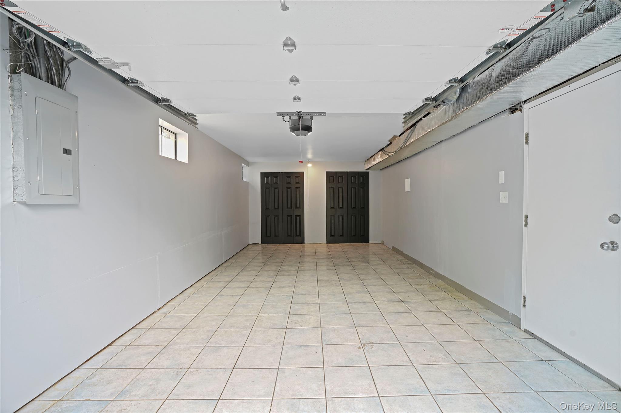 Single Family Ardsley Street Staten Island, NY 10306, MLS-1026004-21