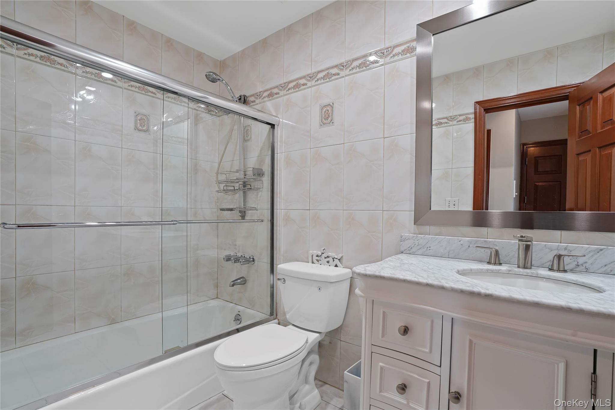 Single Family Ardsley Street Staten Island, NY 10306, MLS-1026004-30