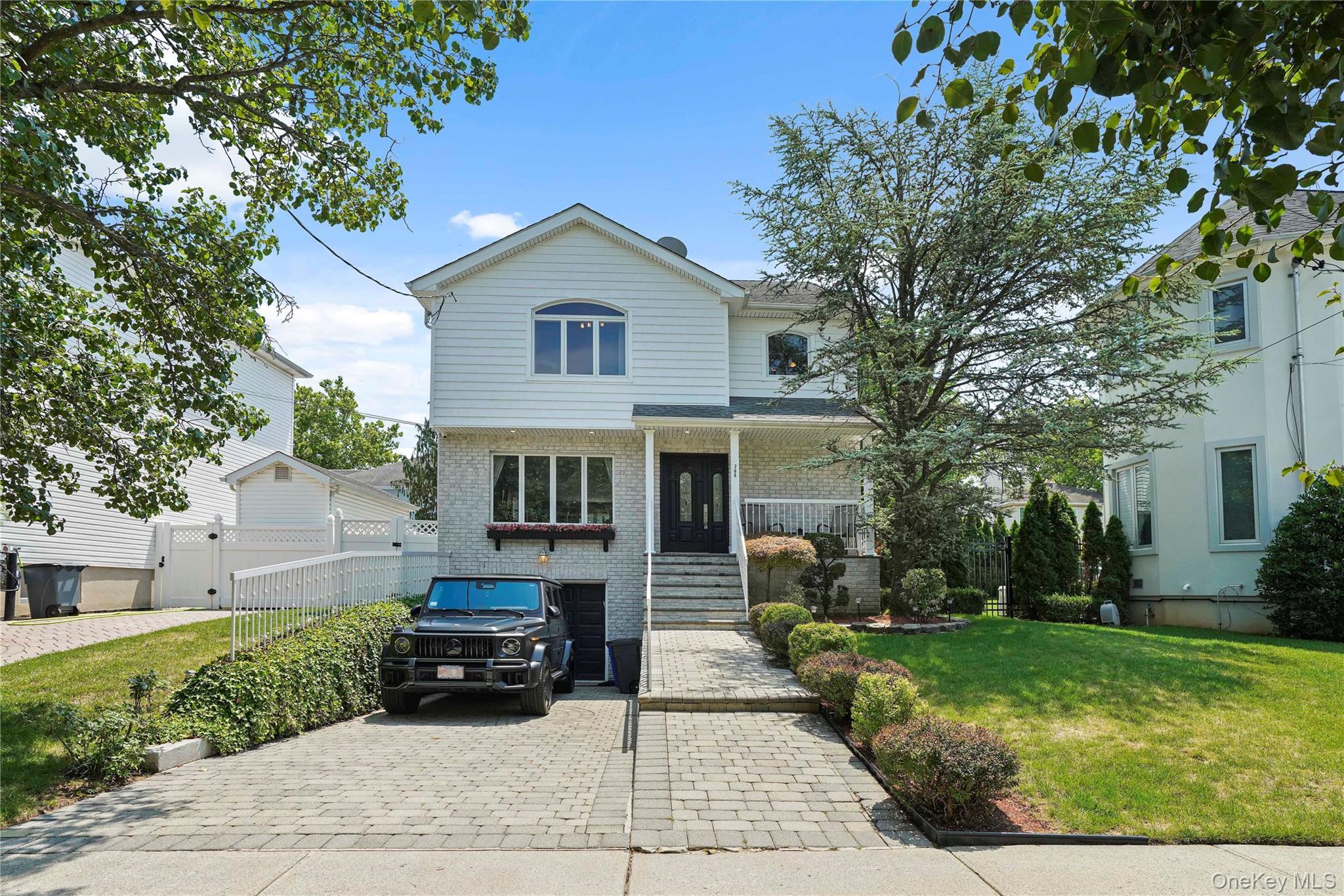 Single Family Ardsley Street Staten Island, NY 10306, MLS-1026004-47