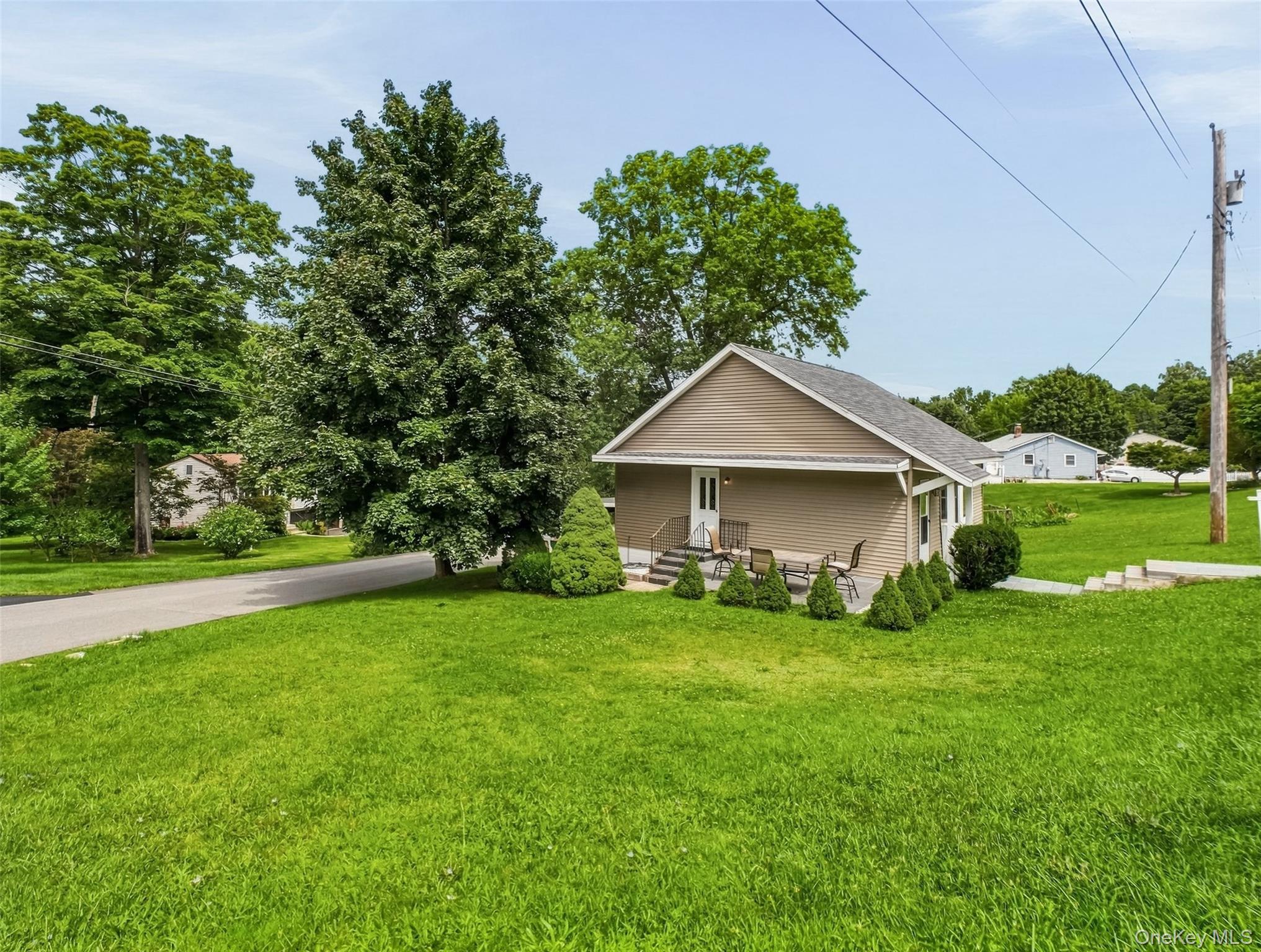 Single Family Willow Road Dutchess County, NY 12508, MLS-1026026-28