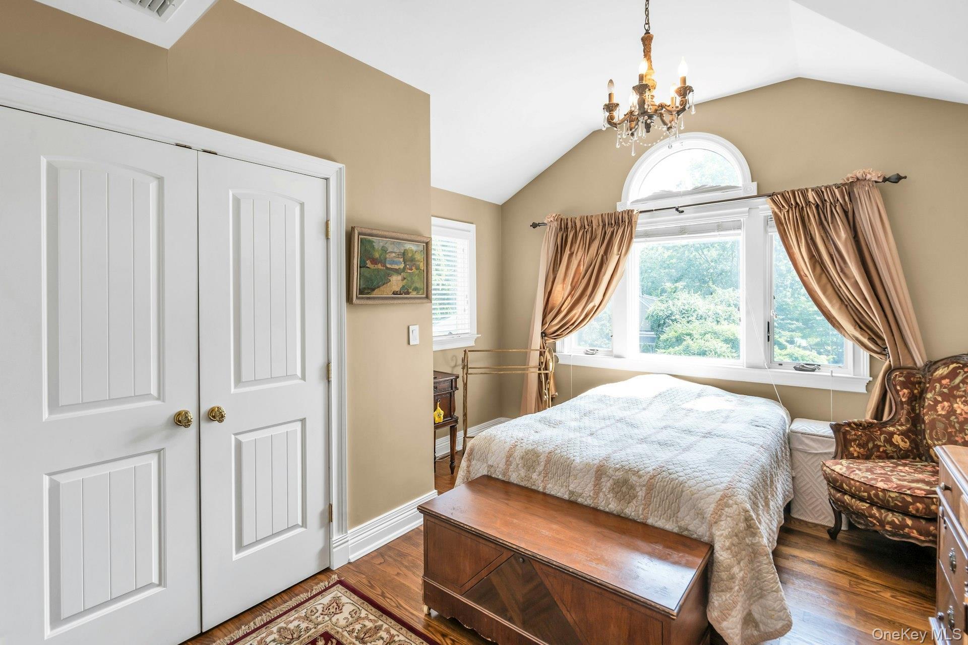 Single Family Regent Place  Nassau County, NY 11576, MLS-1026041-31