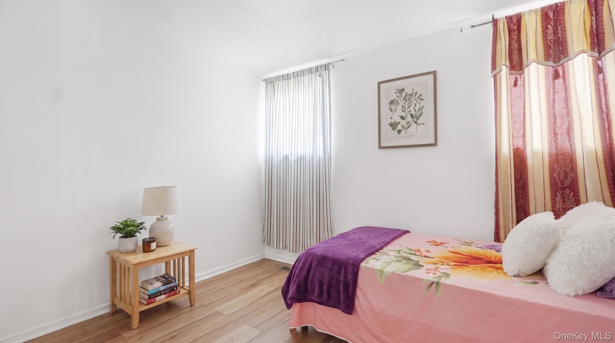 Single Family Duncan Street  Bronx, NY 10469, MLS-1026047-27