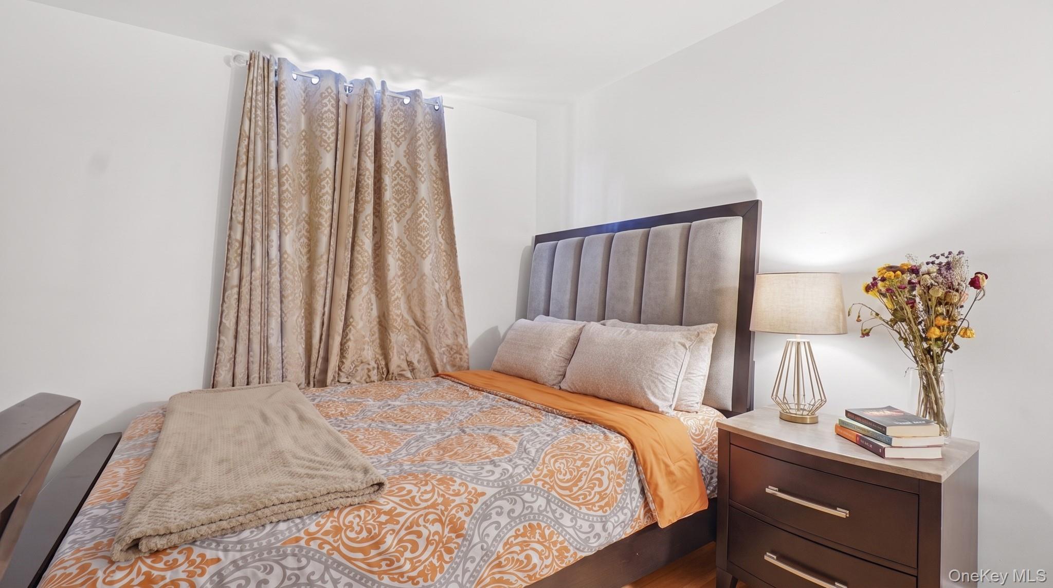 Single Family Duncan Street  Bronx, NY 10469, MLS-1026047-28