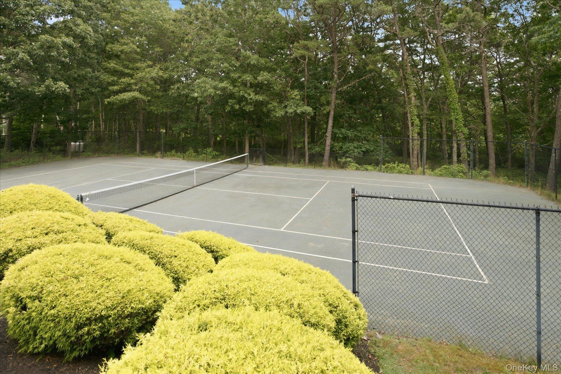 Single Family Lakeside Lane  Suffolk County, NY 11977, MLS-1026057-27
