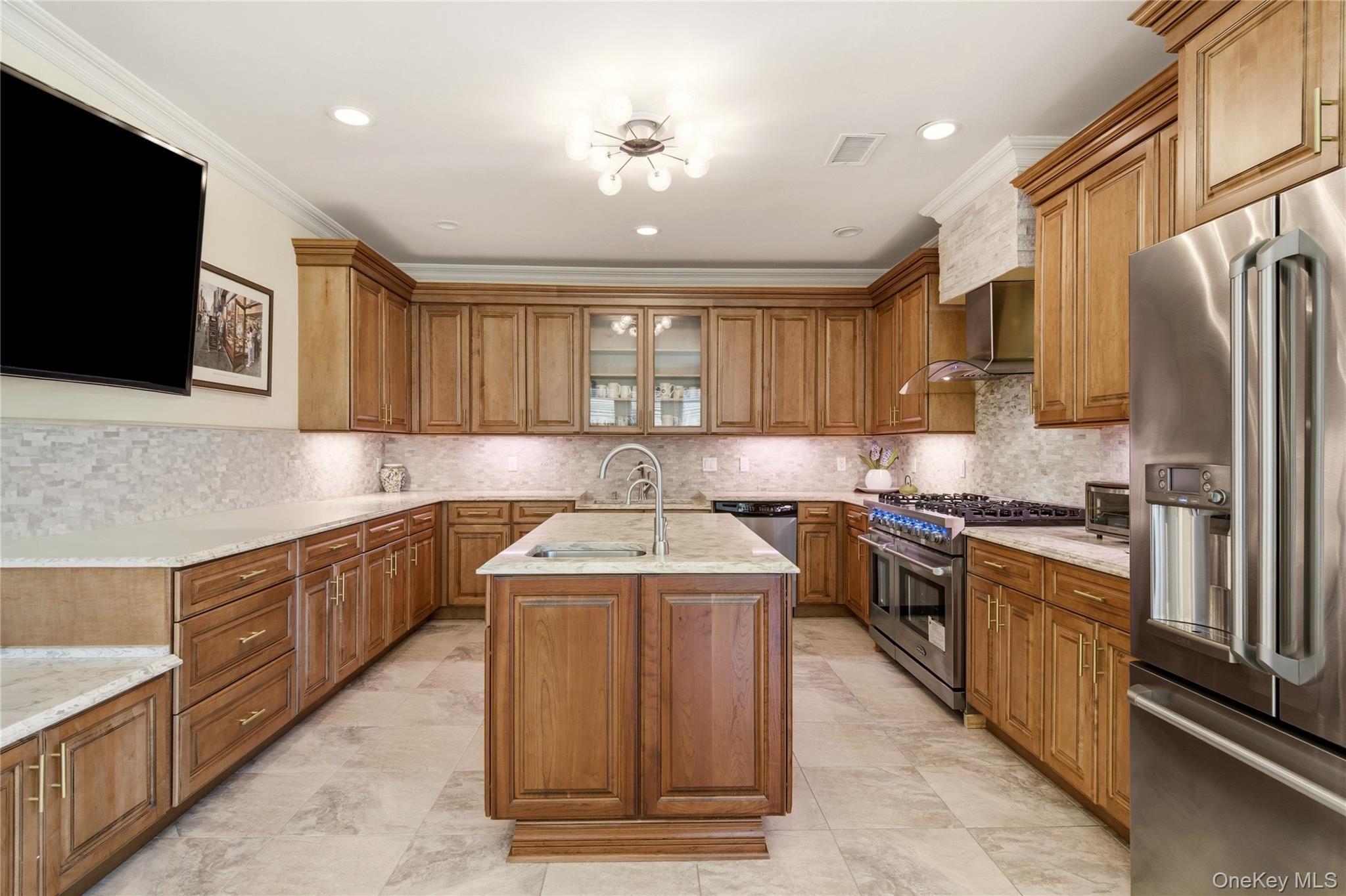 Single Family Baltustrol Circle  Nassau County, NY 11576, MLS-1026067-15