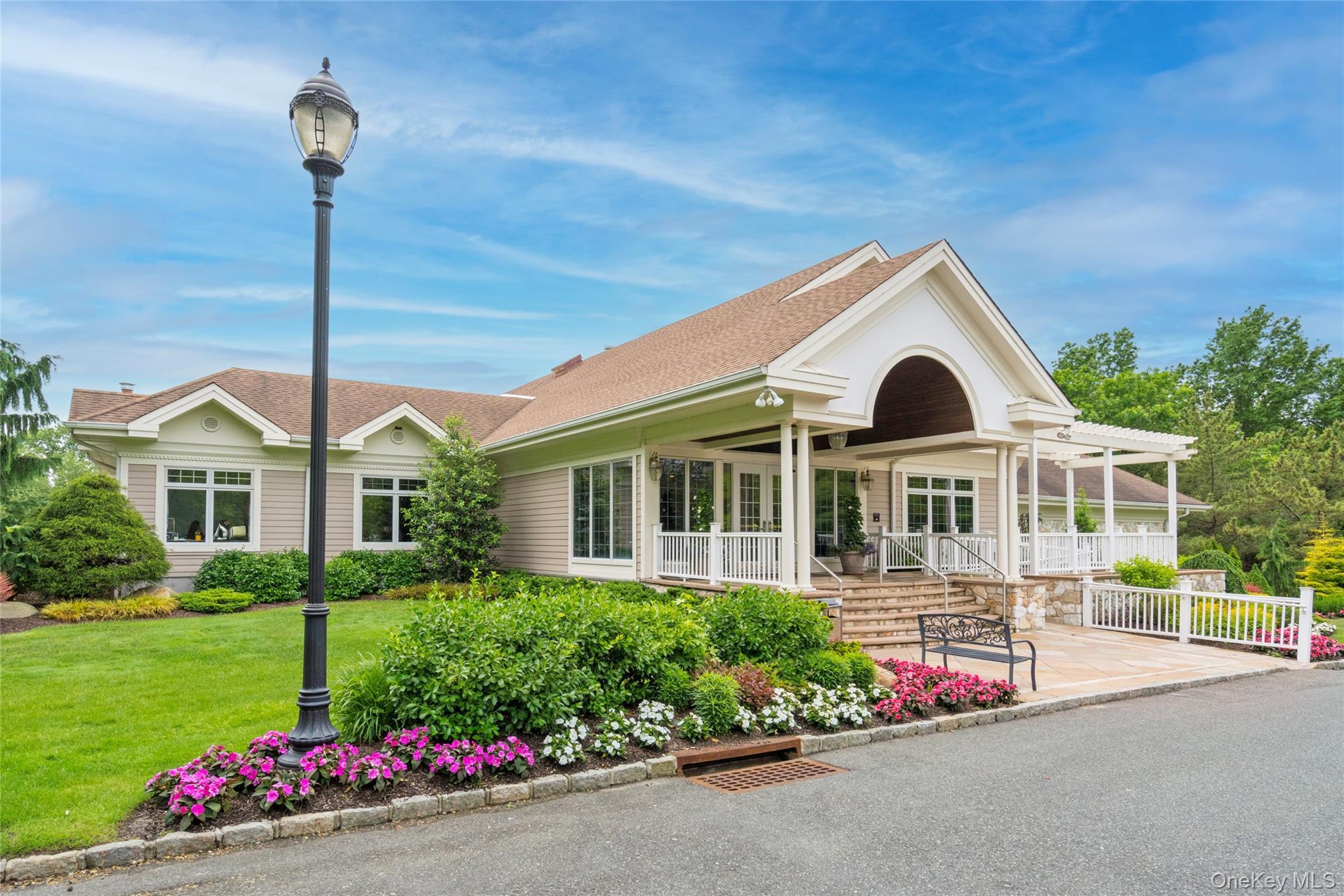 Single Family Baltustrol Circle  Nassau County, NY 11576, MLS-1026067-41