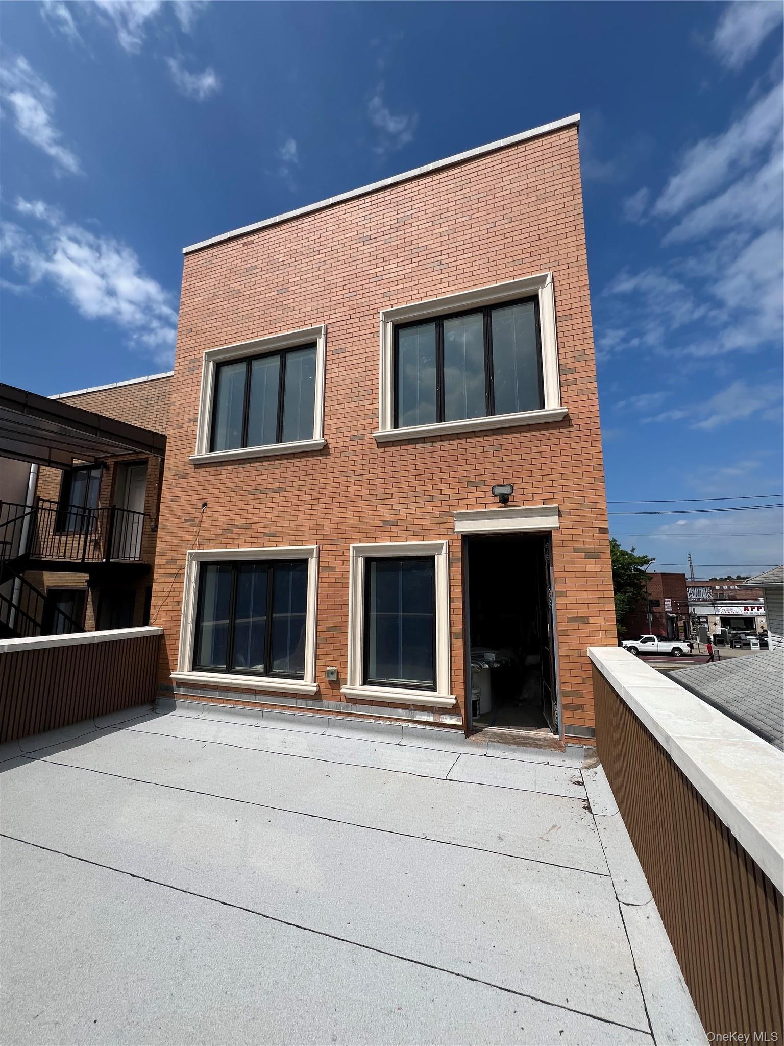 Single Family Merrick Boulevard Queens, NY 11434, MLS-1026075-2