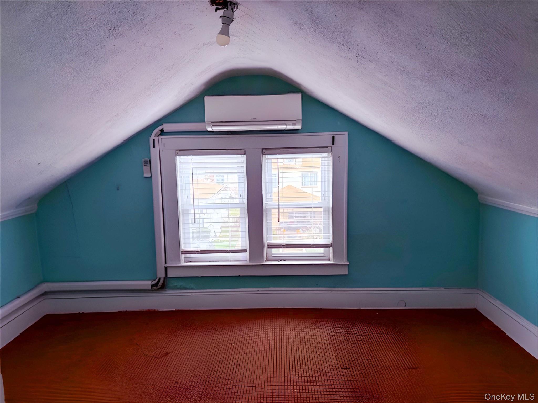 Single Family Beach 124 Street  Queens, NY 11694, MLS-1026087-24