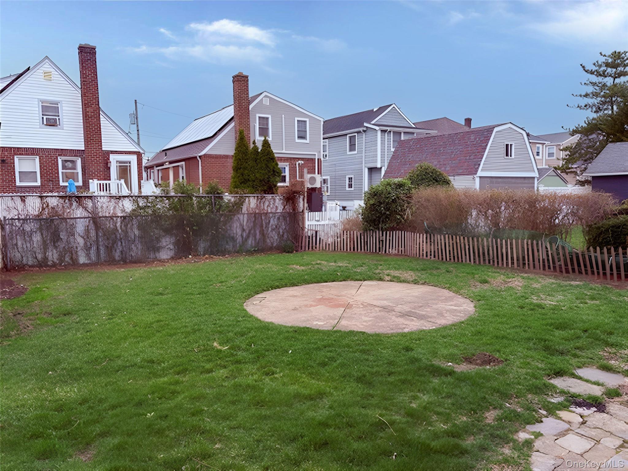 Single Family Beach 124 Street  Queens, NY 11694, MLS-1026087-28