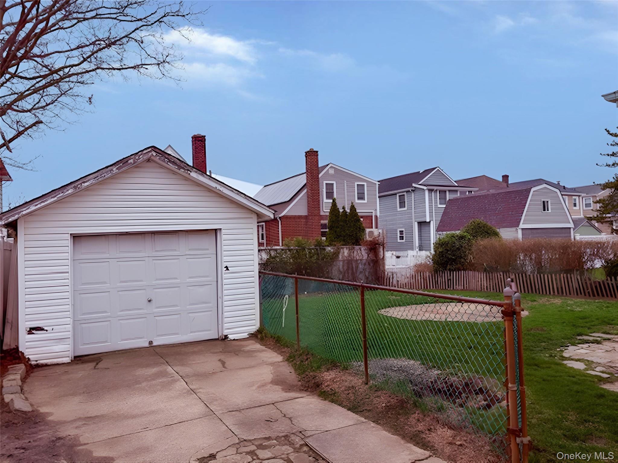 Single Family Beach 124 Street  Queens, NY 11694, MLS-1026087-29
