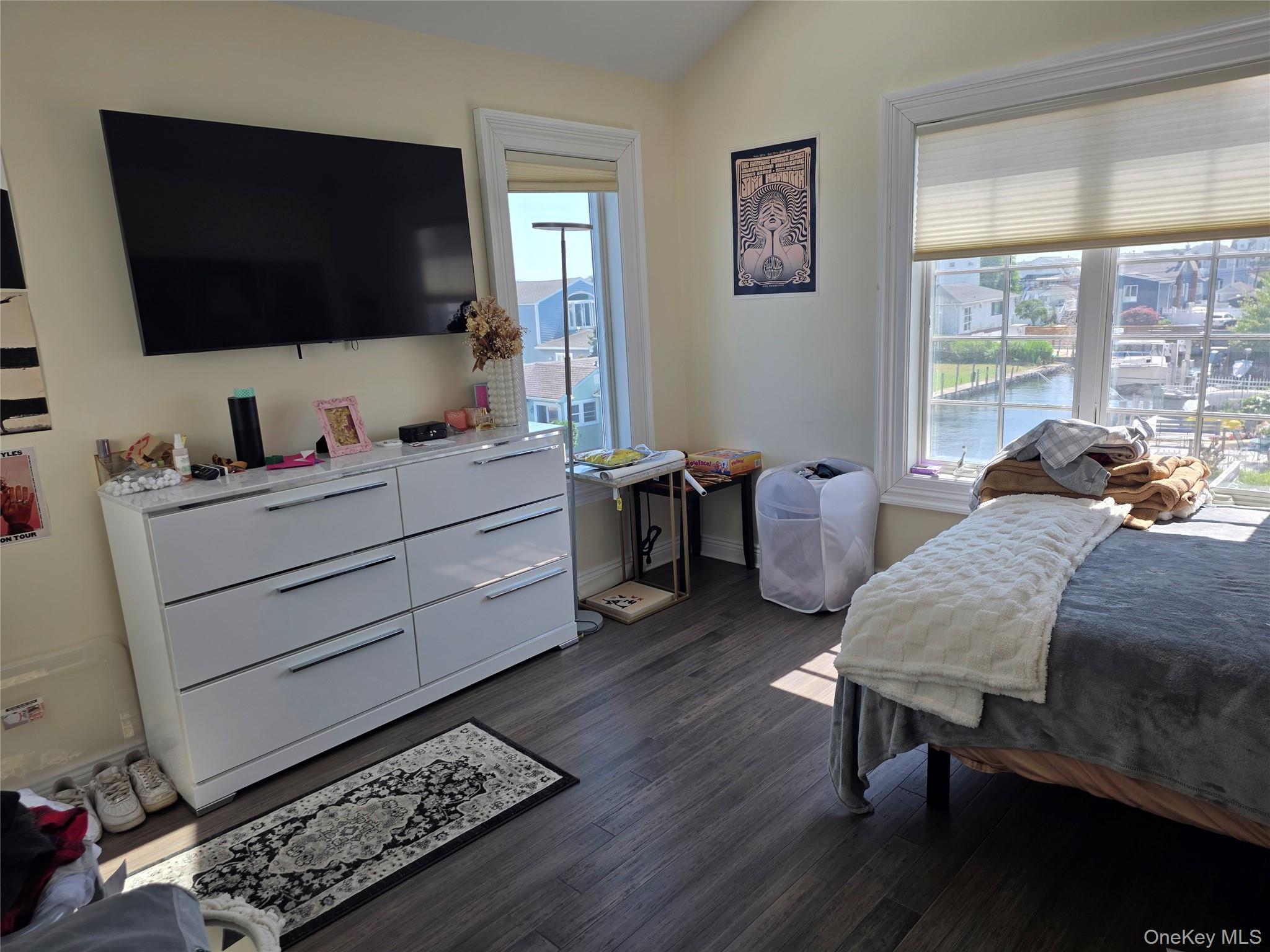 Single Family Yacht Club Road  Suffolk County, NY 11702, MLS-1026094-30