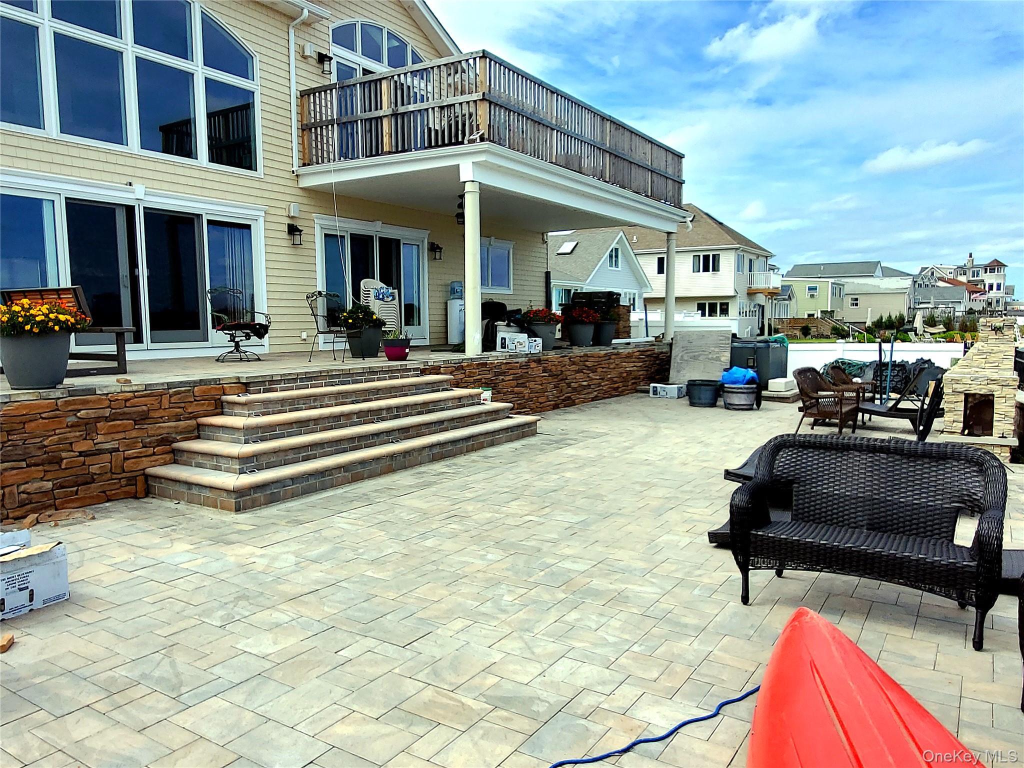 Single Family Yacht Club Road  Suffolk County, NY 11702, MLS-1026094-33