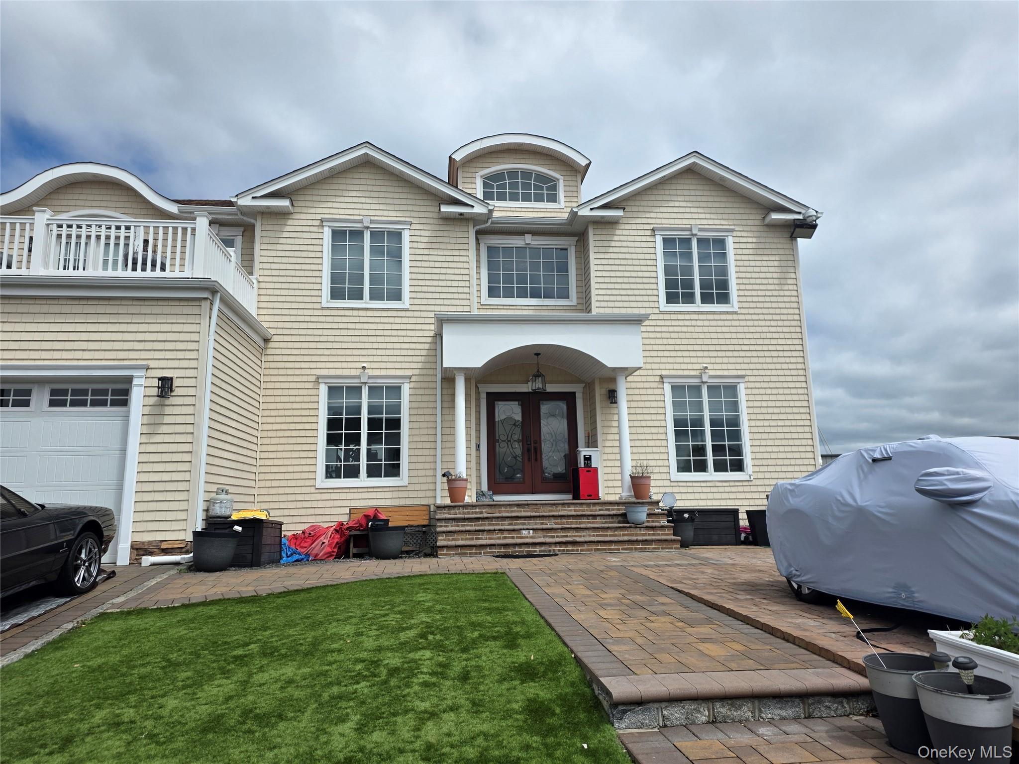 Single Family Yacht Club Road  Suffolk County, NY 11702, MLS-1026094-8