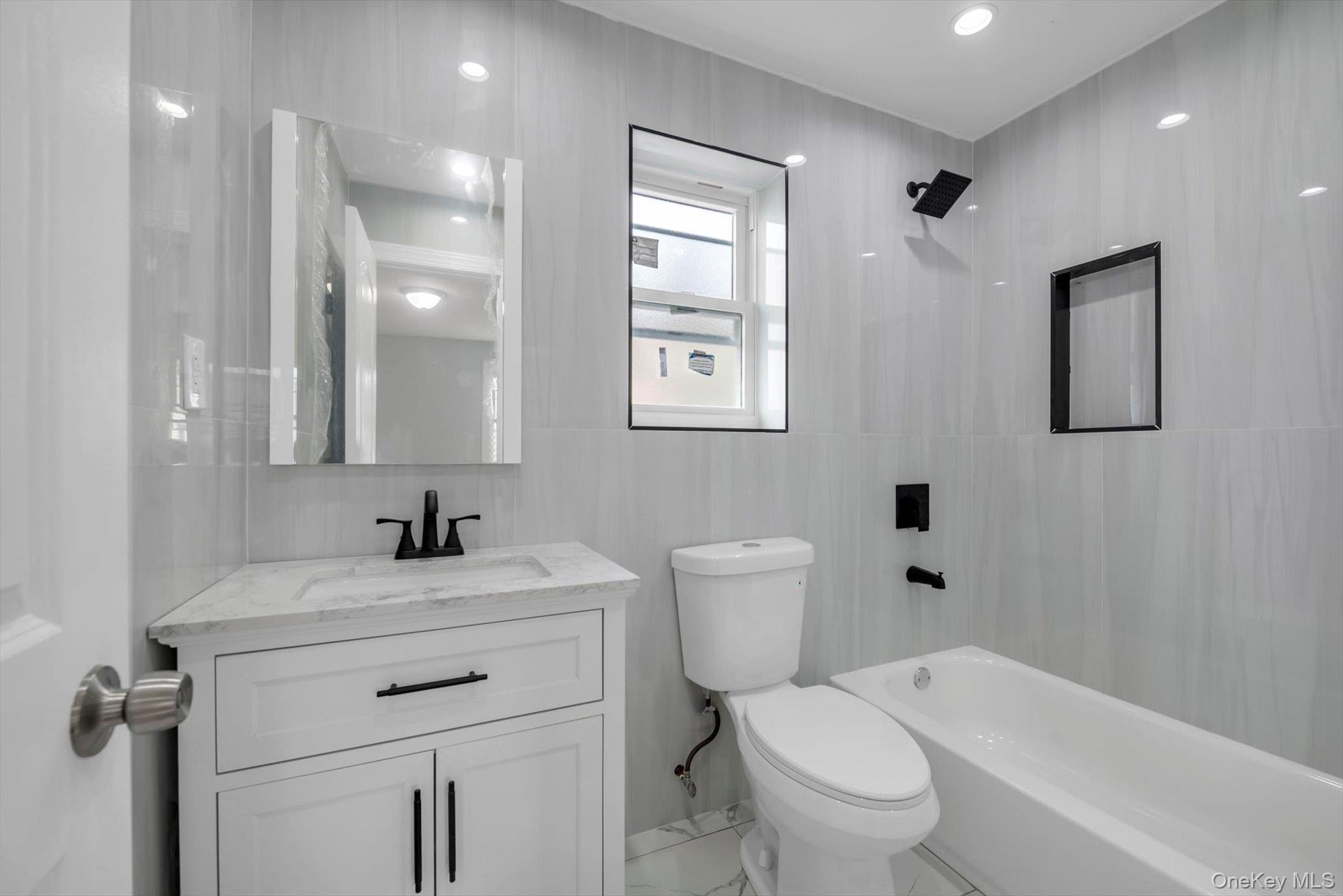 Single Family 234th Street Queens, NY 11422, MLS-1026102-6