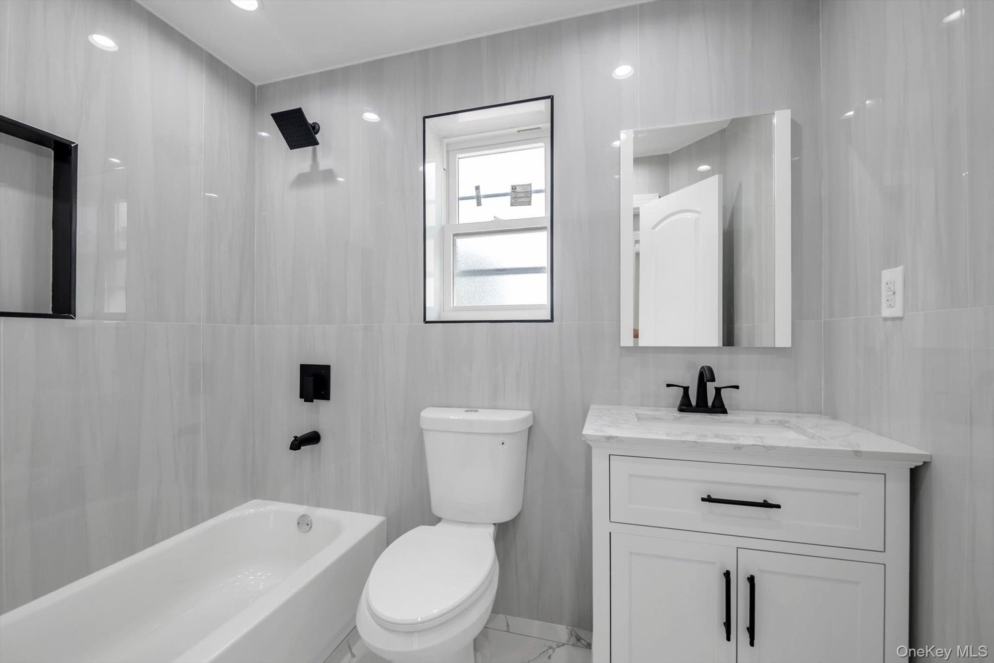 Single Family 234th Street Queens, NY 11422, MLS-1026102-9