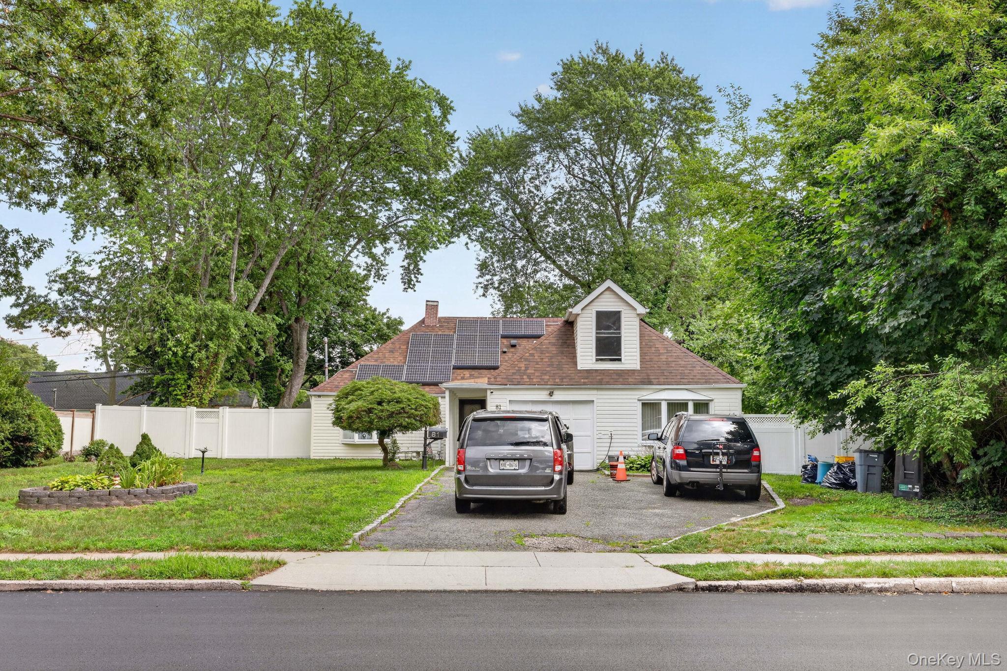 Single Family S Bedford Avenue Suffolk County, NY 11749, MLS-1026148-2
