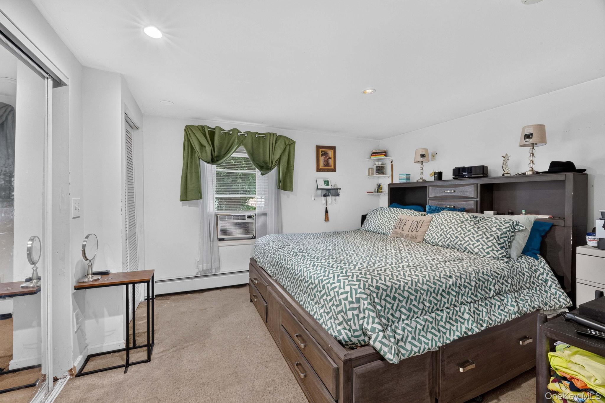 Single Family S Bedford Avenue Suffolk County, NY 11749, MLS-1026148-9