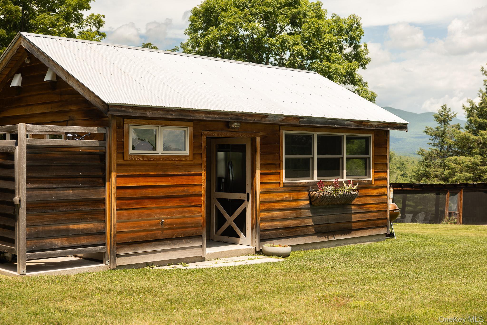 Single Family Queens Highway  Ulster County, NY 12404, MLS-1026149-33