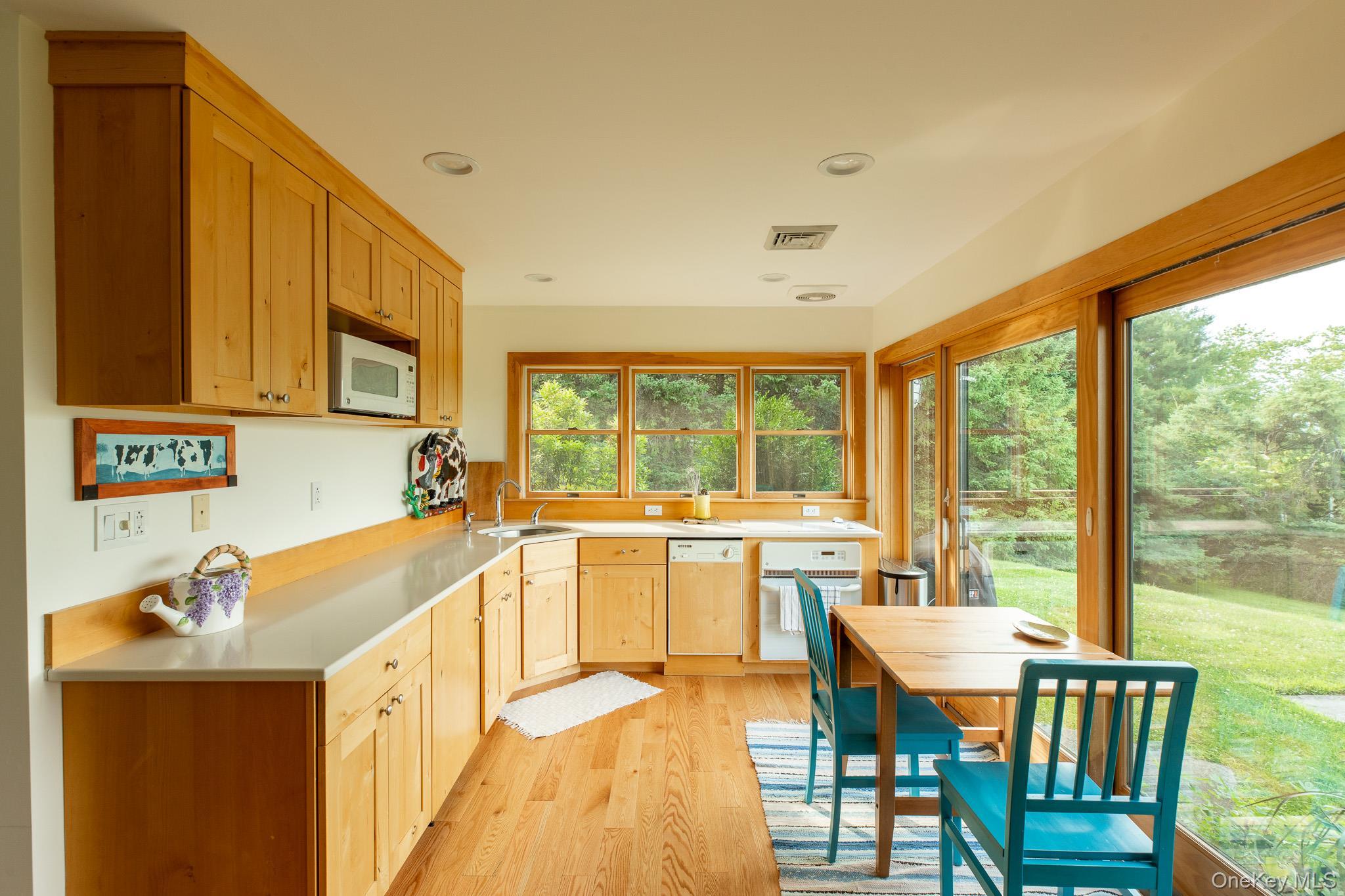 Single Family Queens Highway  Ulster County, NY 12404, MLS-1026149-38