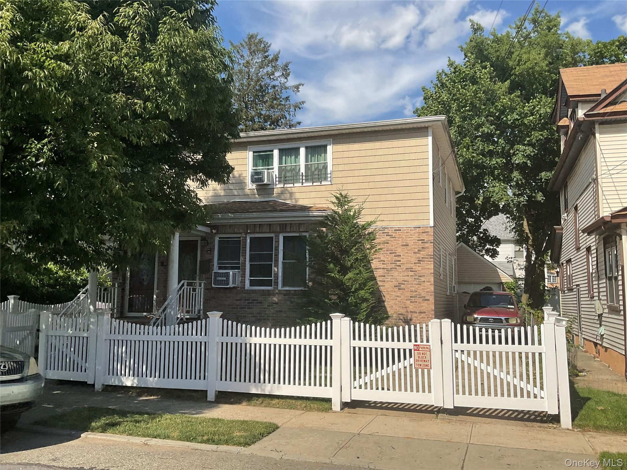 Single Family 172nd Street  Queens, NY 11434, MLS-1026178-13