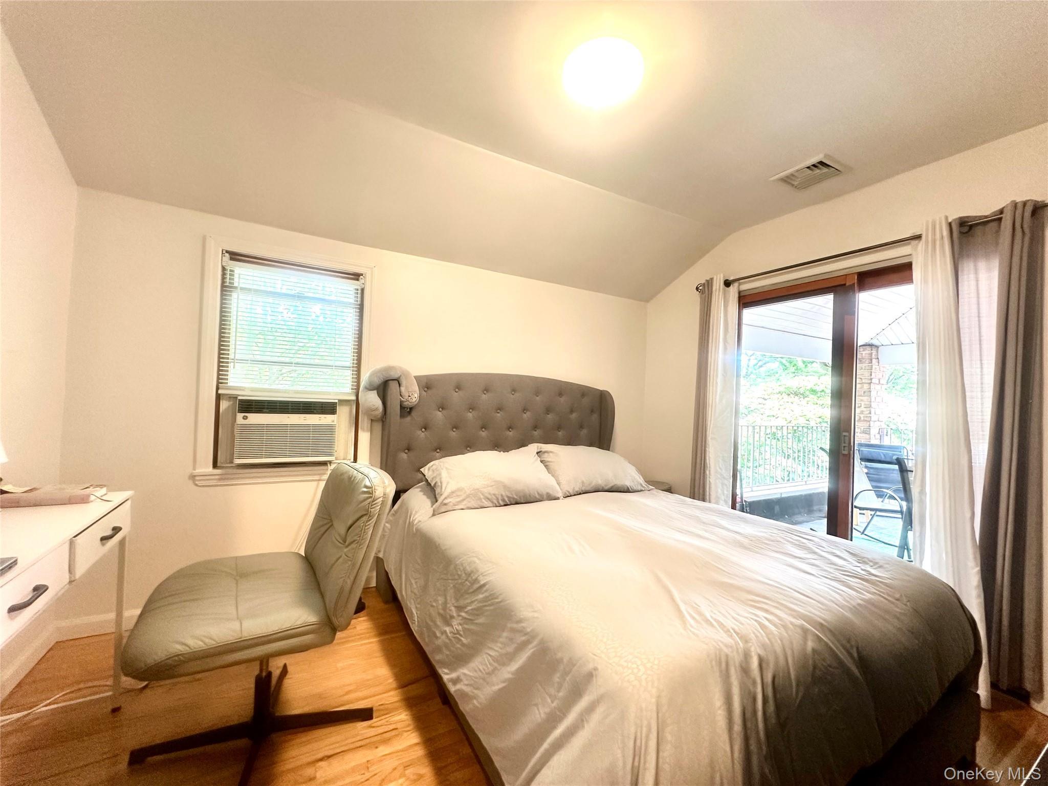 Single Family 7th Avenue Queens, NY 11356, MLS-1026197-10