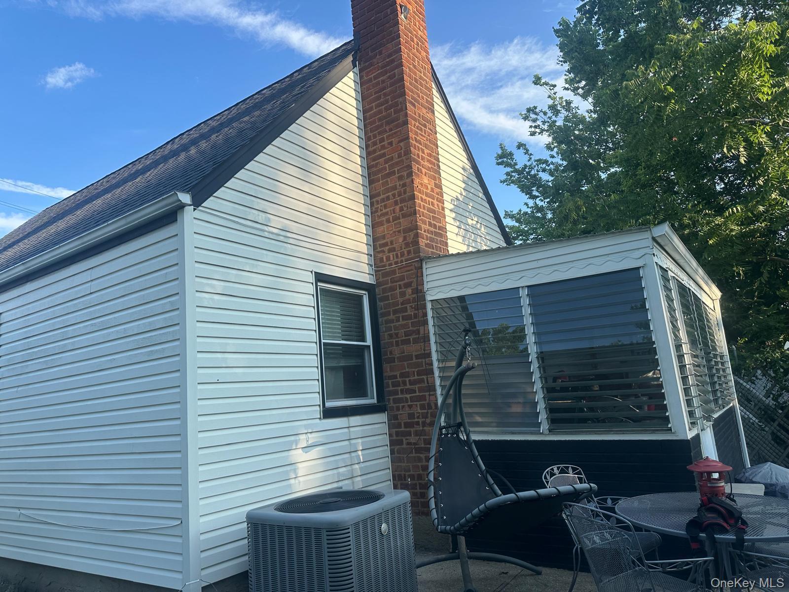 Single Family Springfield Boulevard Queens, NY 11411, MLS-1026202-2