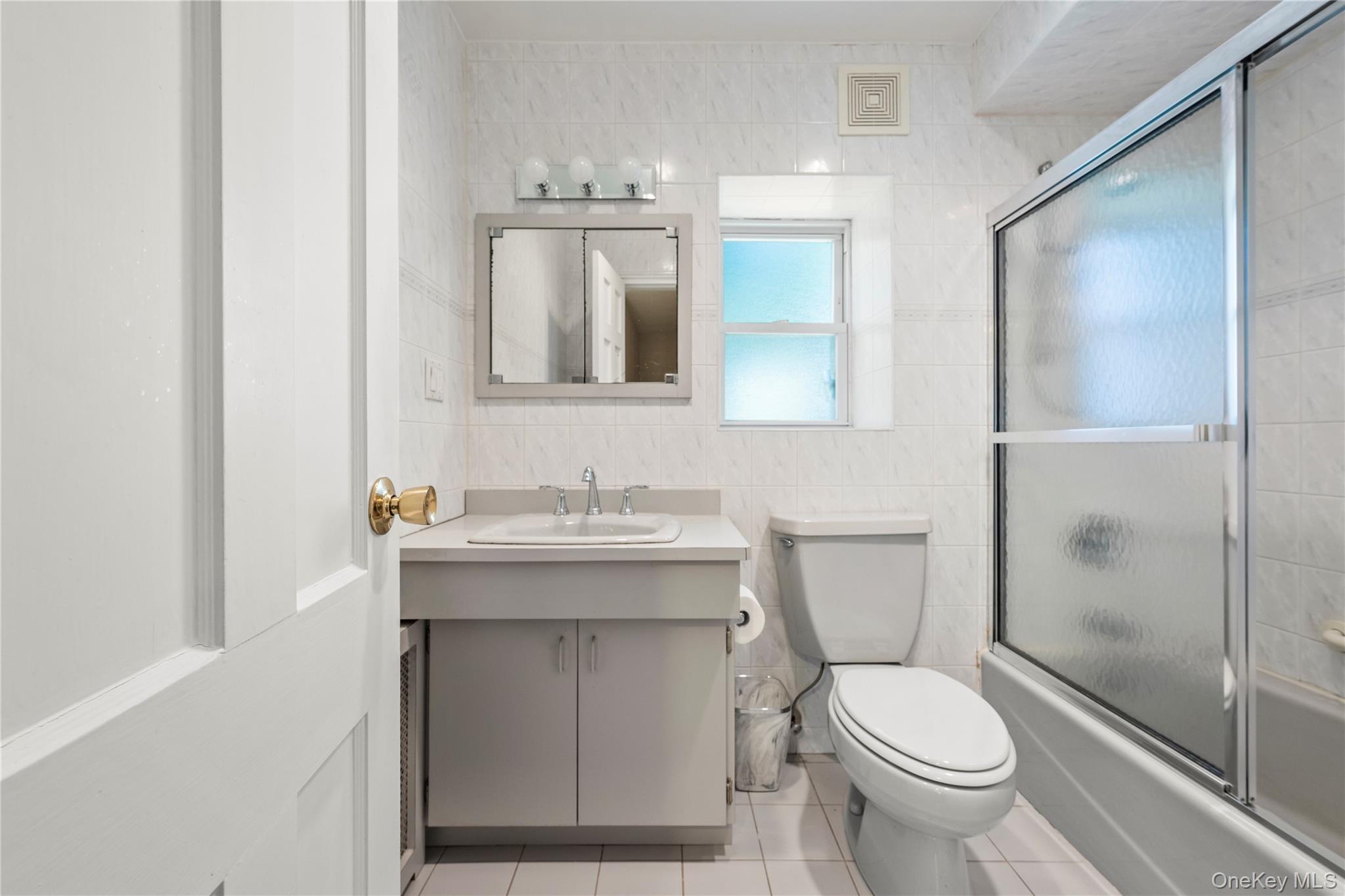 Single Family Bell Boulevard  Queens, NY 11364, MLS-1026204-14