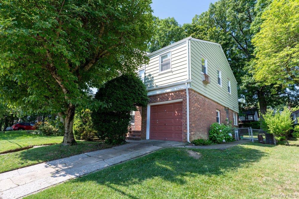 Single Family Bell Boulevard  Queens, NY 11364, MLS-1026204-2