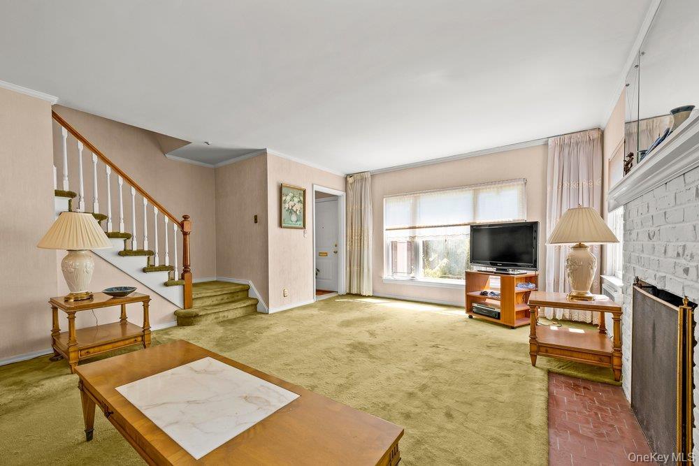 Single Family Bell Boulevard  Queens, NY 11364, MLS-1026204-4