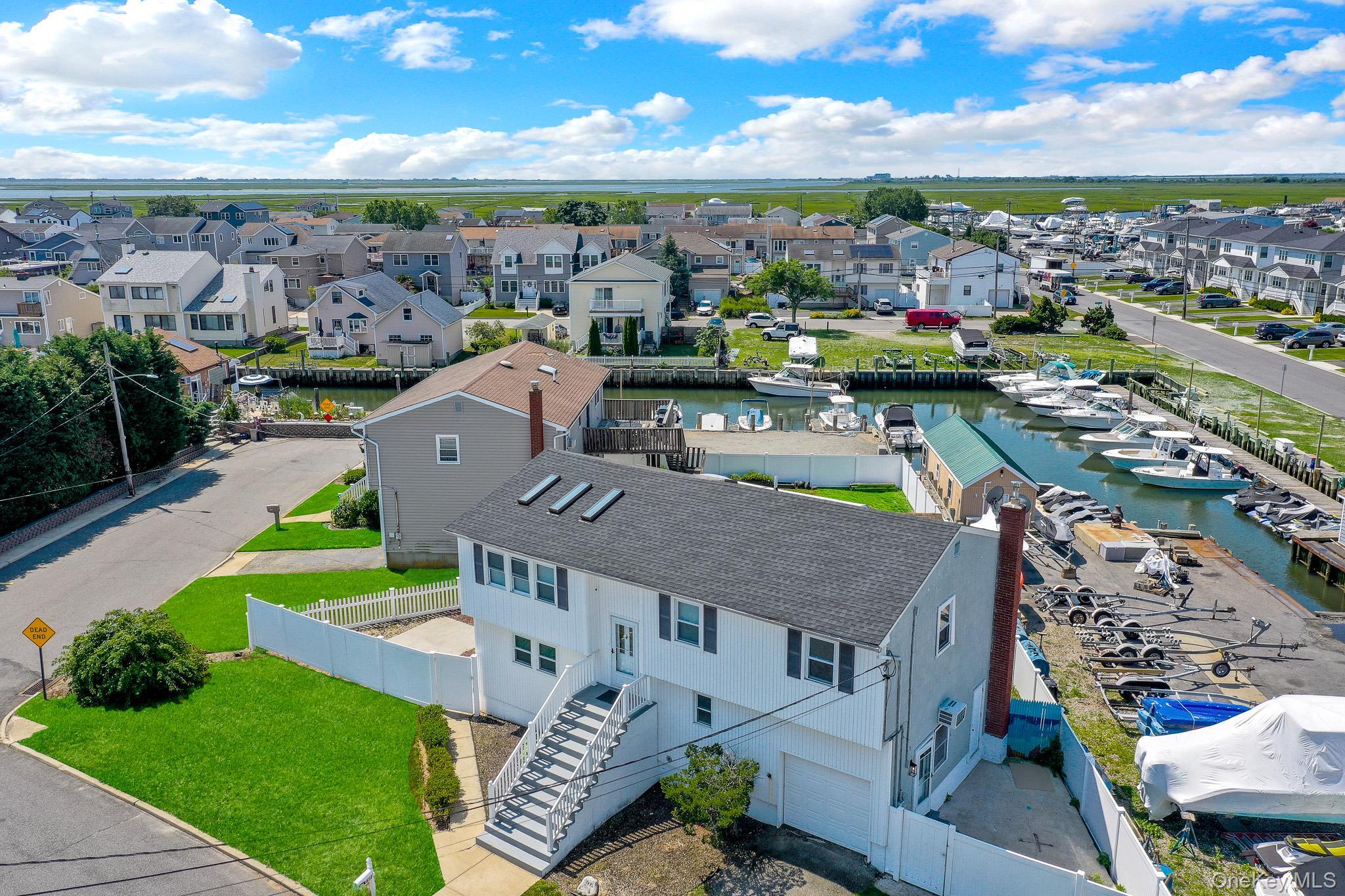 Single Family Somerset Drive Nassau County, NY 11783, MLS-1026219-25