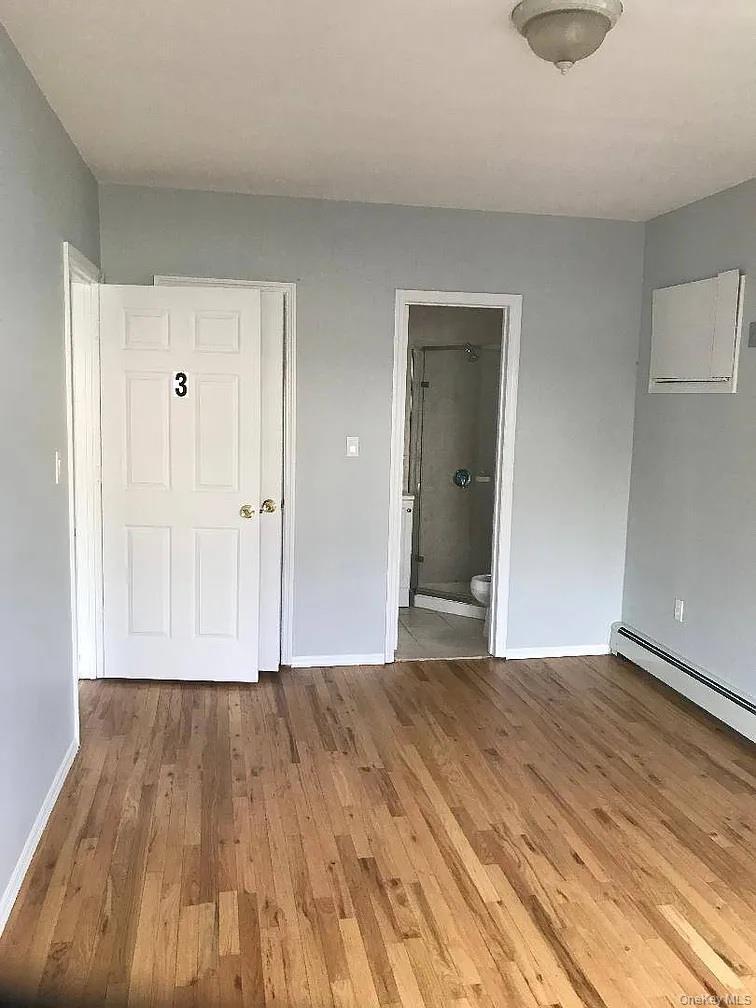Single Family 172nd Street  Queens, NY 11434, MLS-1026221-5