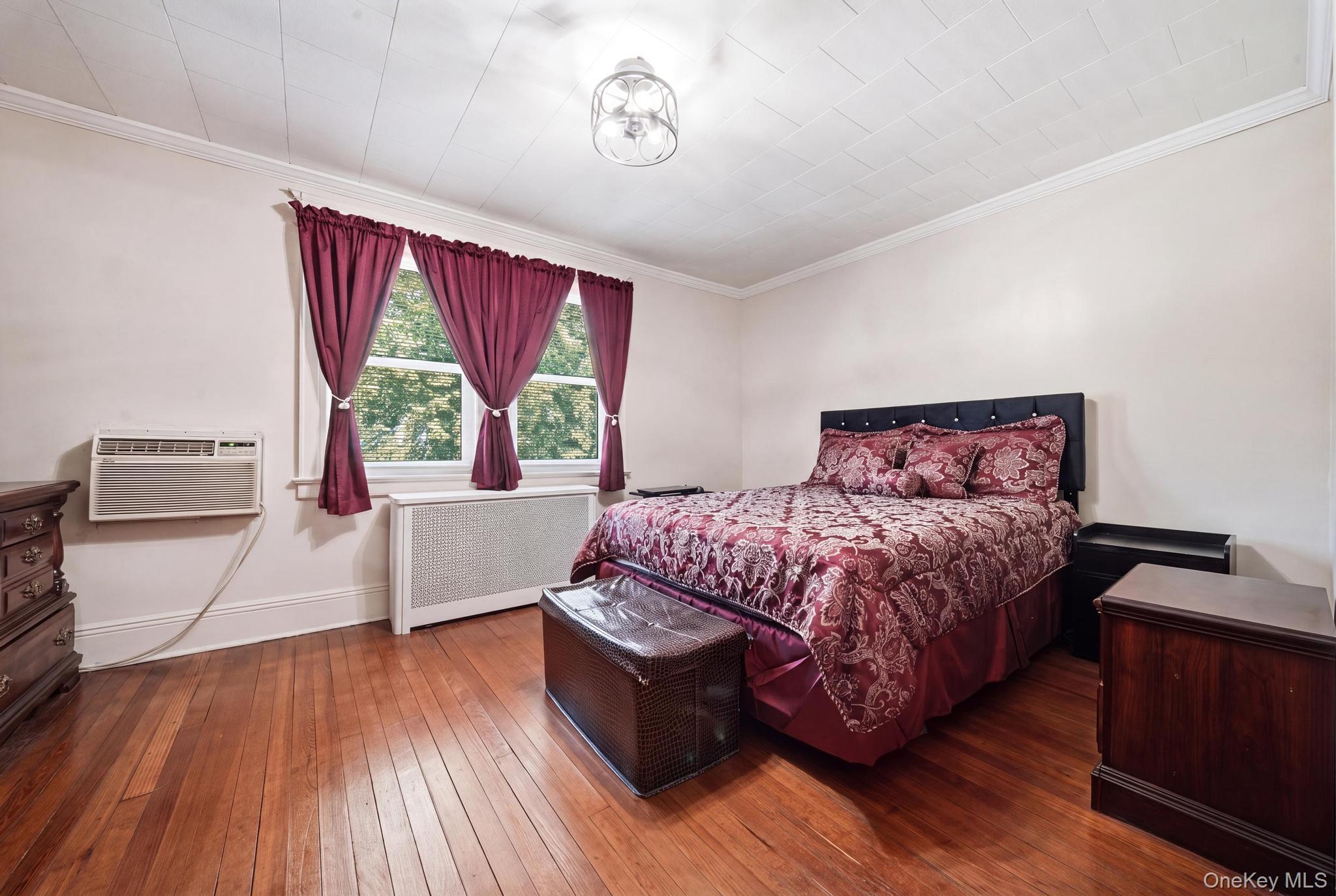 Single Family 85th Avenue Queens, NY 11418, MLS-1026255-12