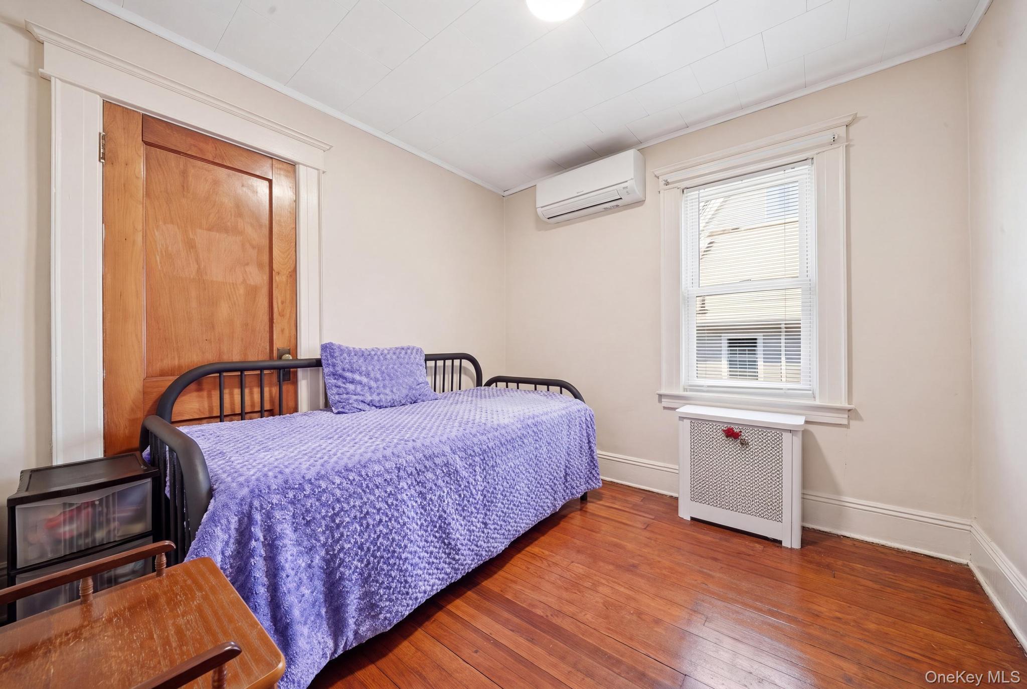 Single Family 85th Avenue Queens, NY 11418, MLS-1026255-14