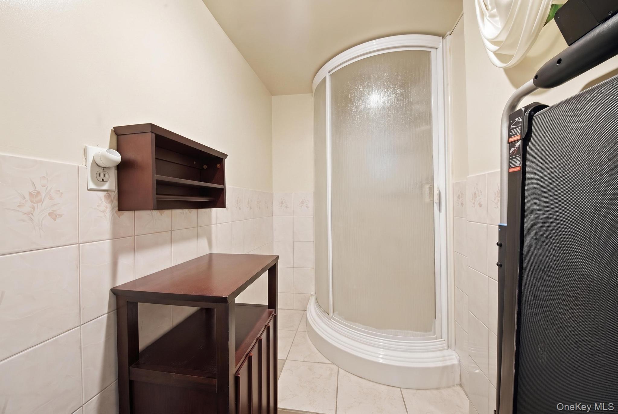 Single Family 85th Avenue Queens, NY 11418, MLS-1026255-19