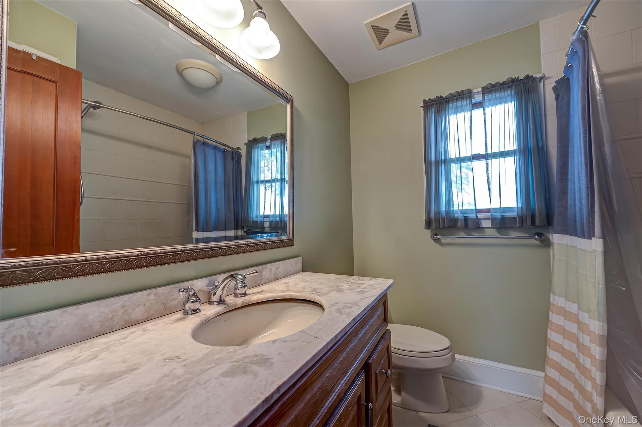 Single Family Harborview Lane  Suffolk County, NY 11743, MLS-1026256-24