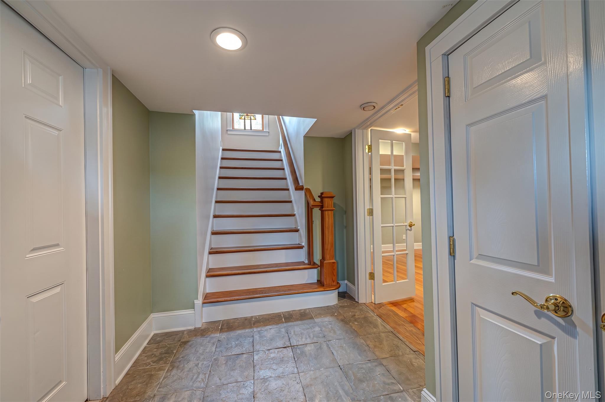 Single Family Harborview Lane  Suffolk County, NY 11743, MLS-1026256-7