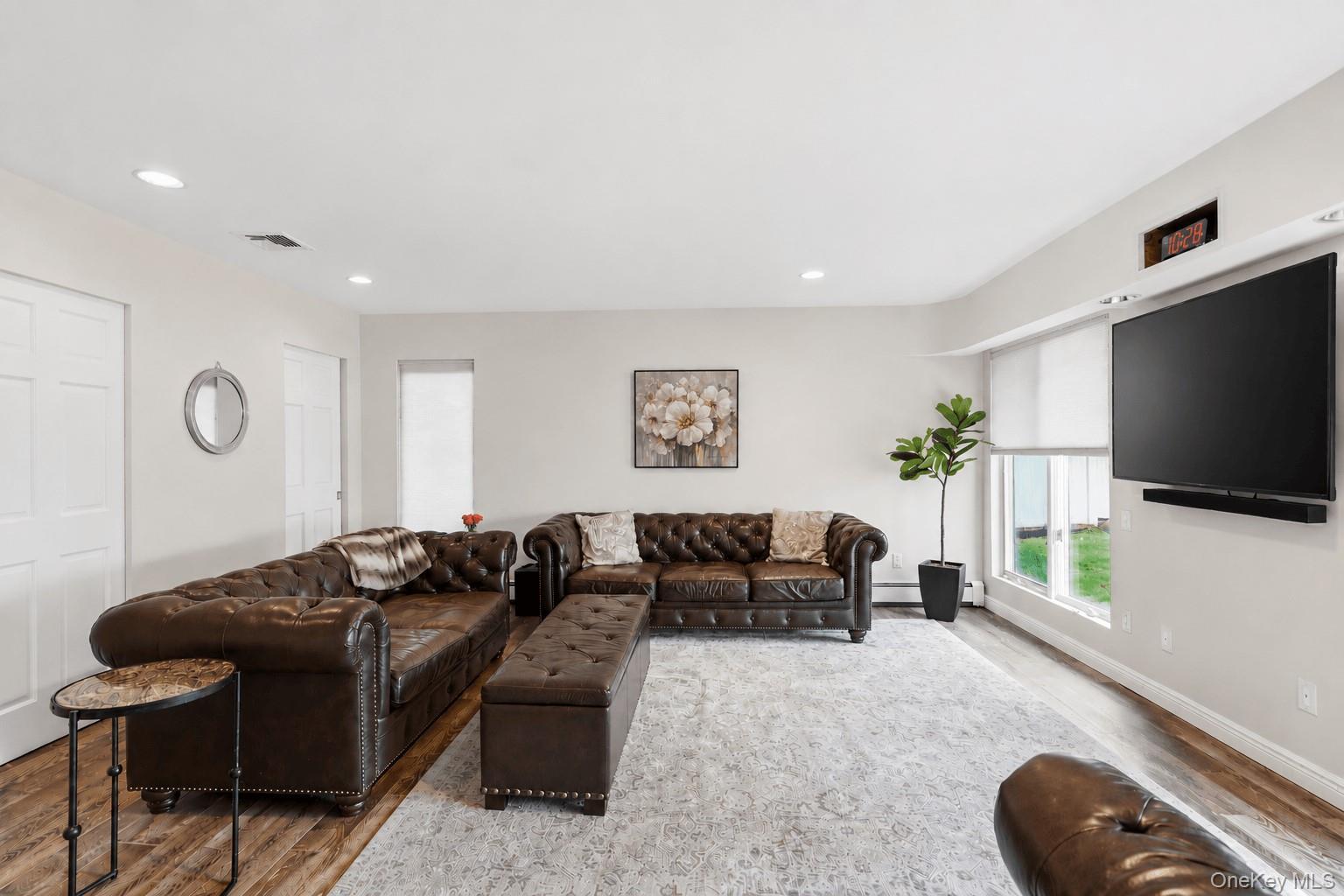 Single Family Wildwood Lane Nassau County, NY 11548, MLS-1026272-12