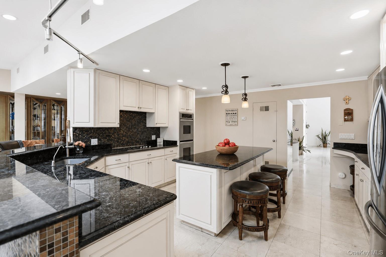 Single Family Wildwood Lane Nassau County, NY 11548, MLS-1026272-9
