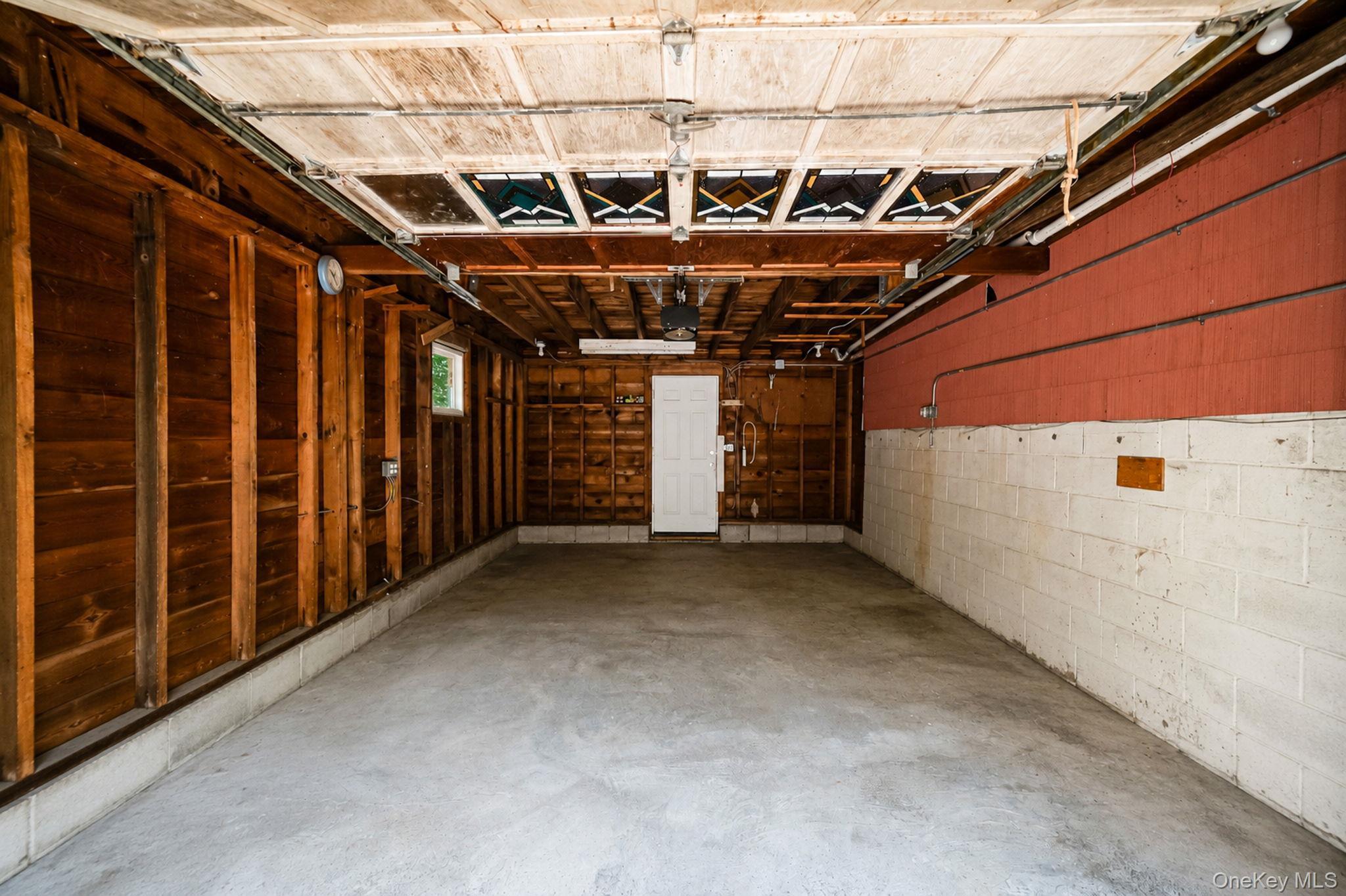 Single Family 21st Street  Suffolk County, NY 11792, MLS-1026277-21