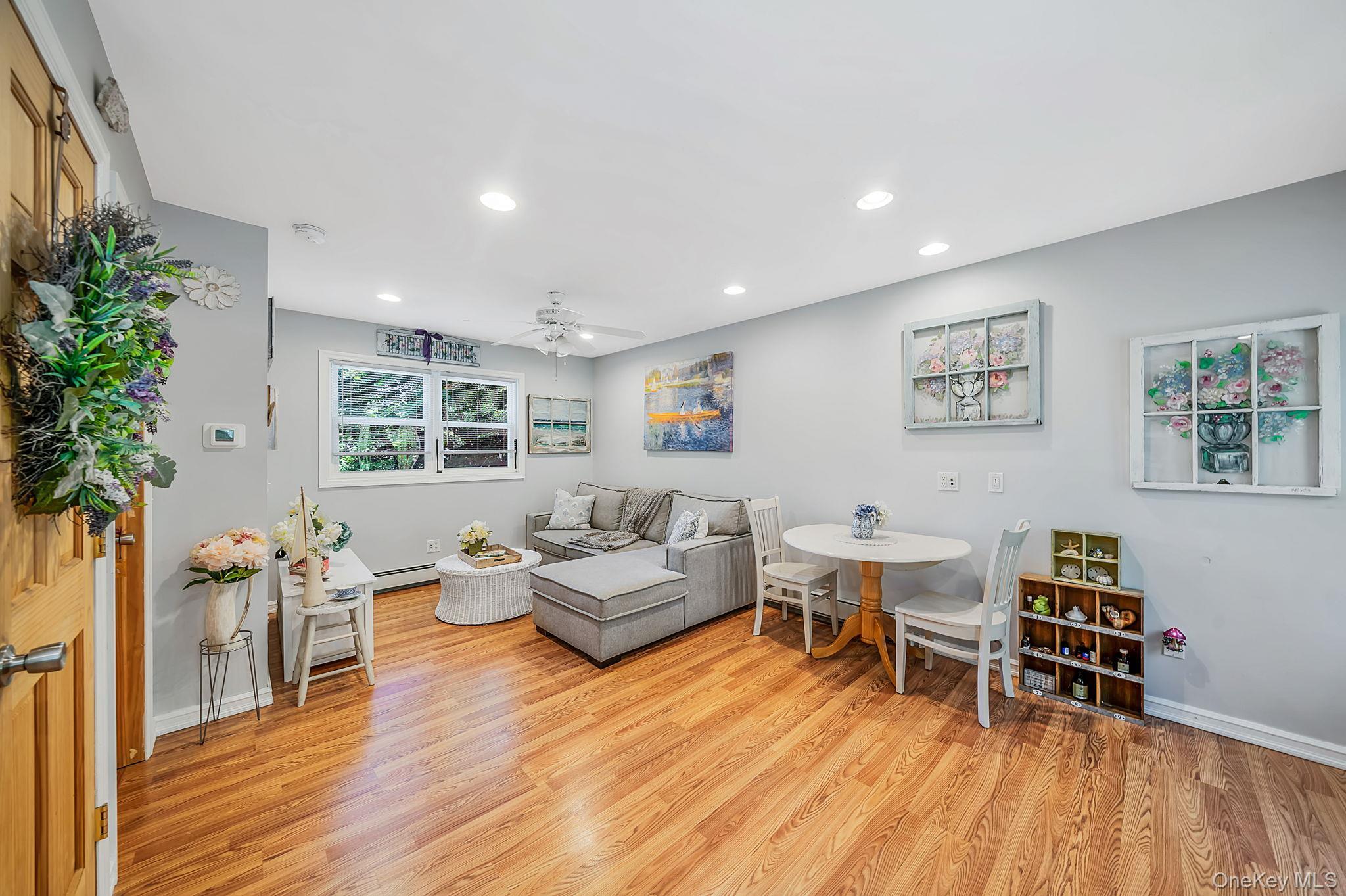 Single Family 21st Street  Suffolk County, NY 11792, MLS-1026277-7